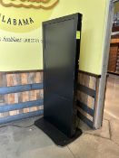 PALMER DIGITAL GROUP STORE ENTRANCE DISPLAY