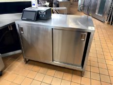 STAINLESS STEEL TABLE