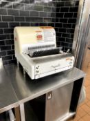 BERKEL BREAD SLICER