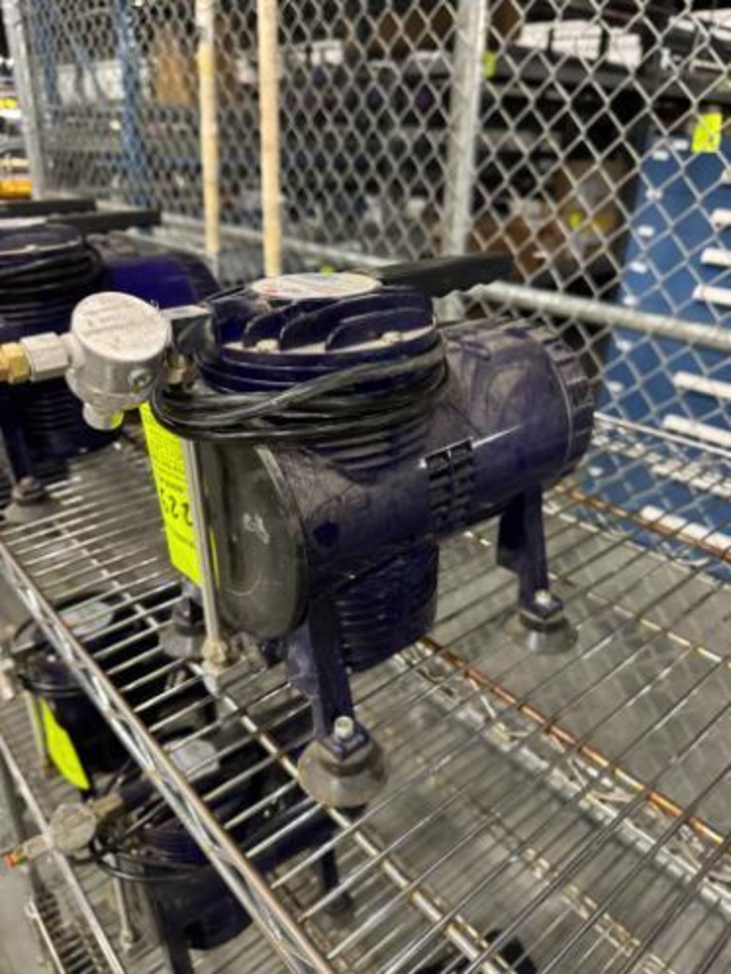 air compressor for pneumatic tools (bleeder type) - Image 2 of 2