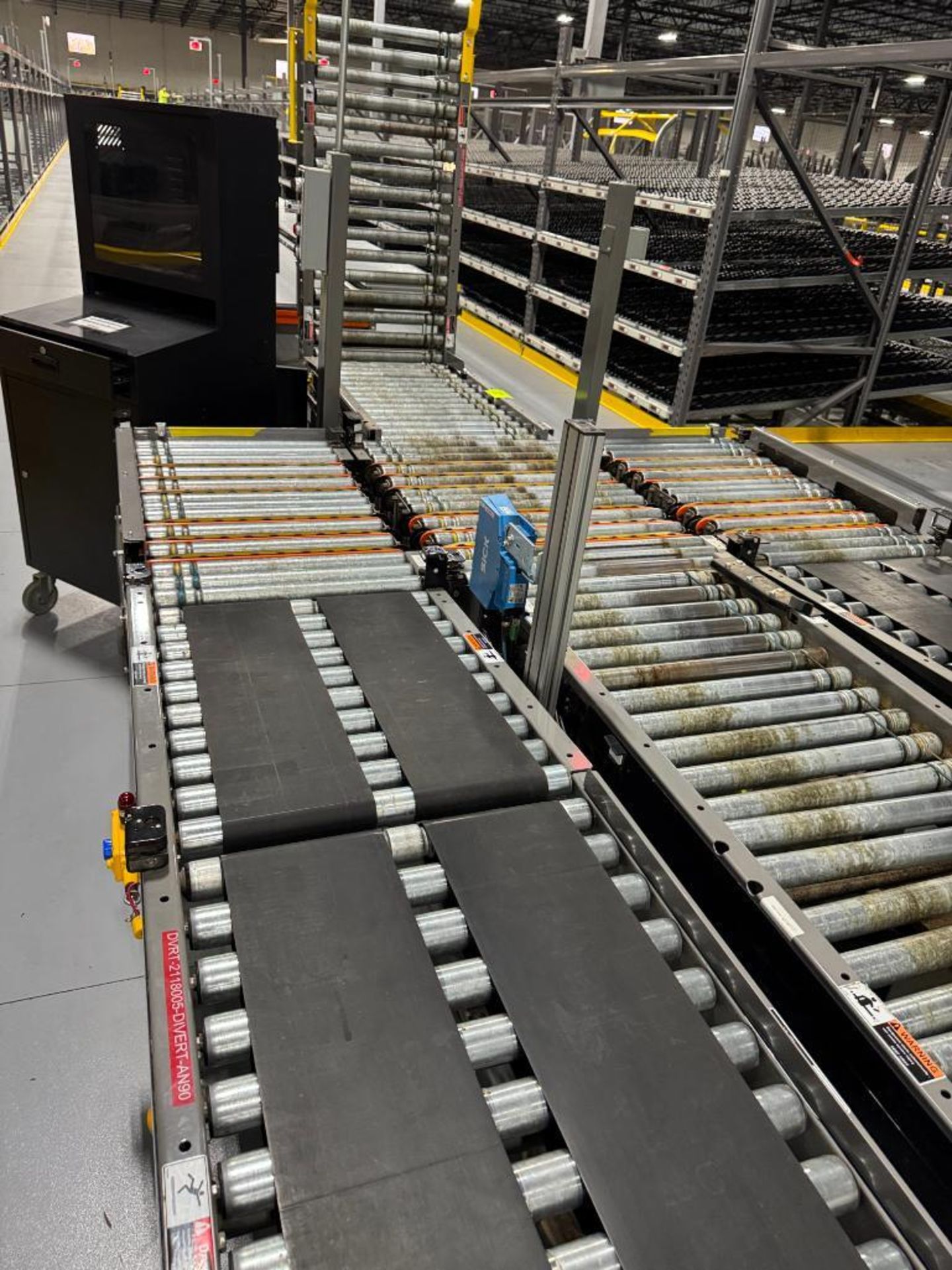 Invata diverter dual roller conveyor - Image 4 of 6