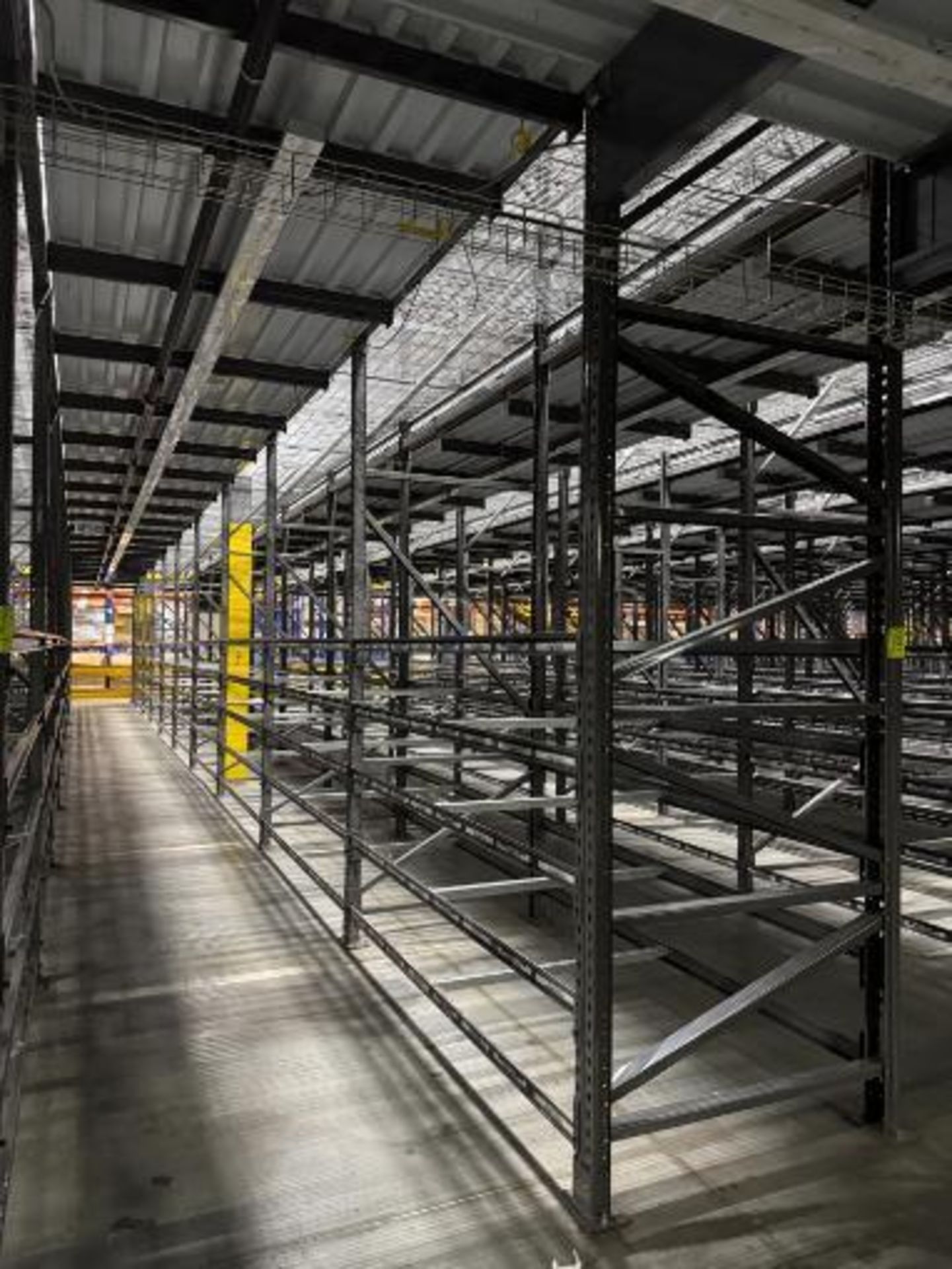 10) sections of pallet racking - Image 2 of 4