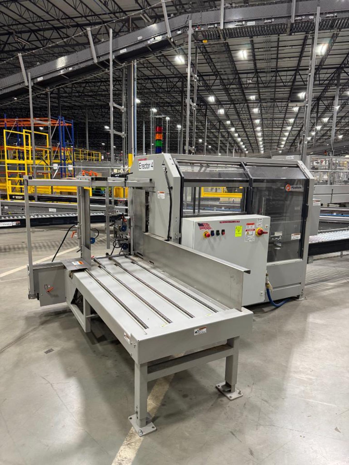 Pearson Packaging case erector, cardboard box builder