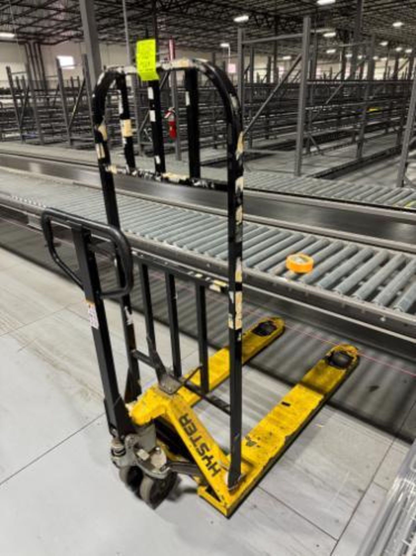 pallet jack - Image 2 of 2
