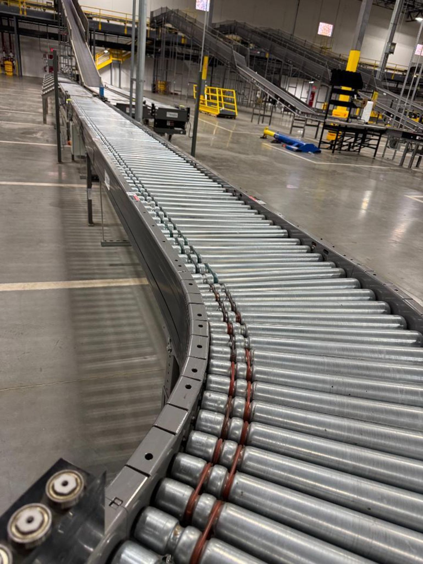 Invata partially powered roller conveyor w/ merger - Image 5 of 5