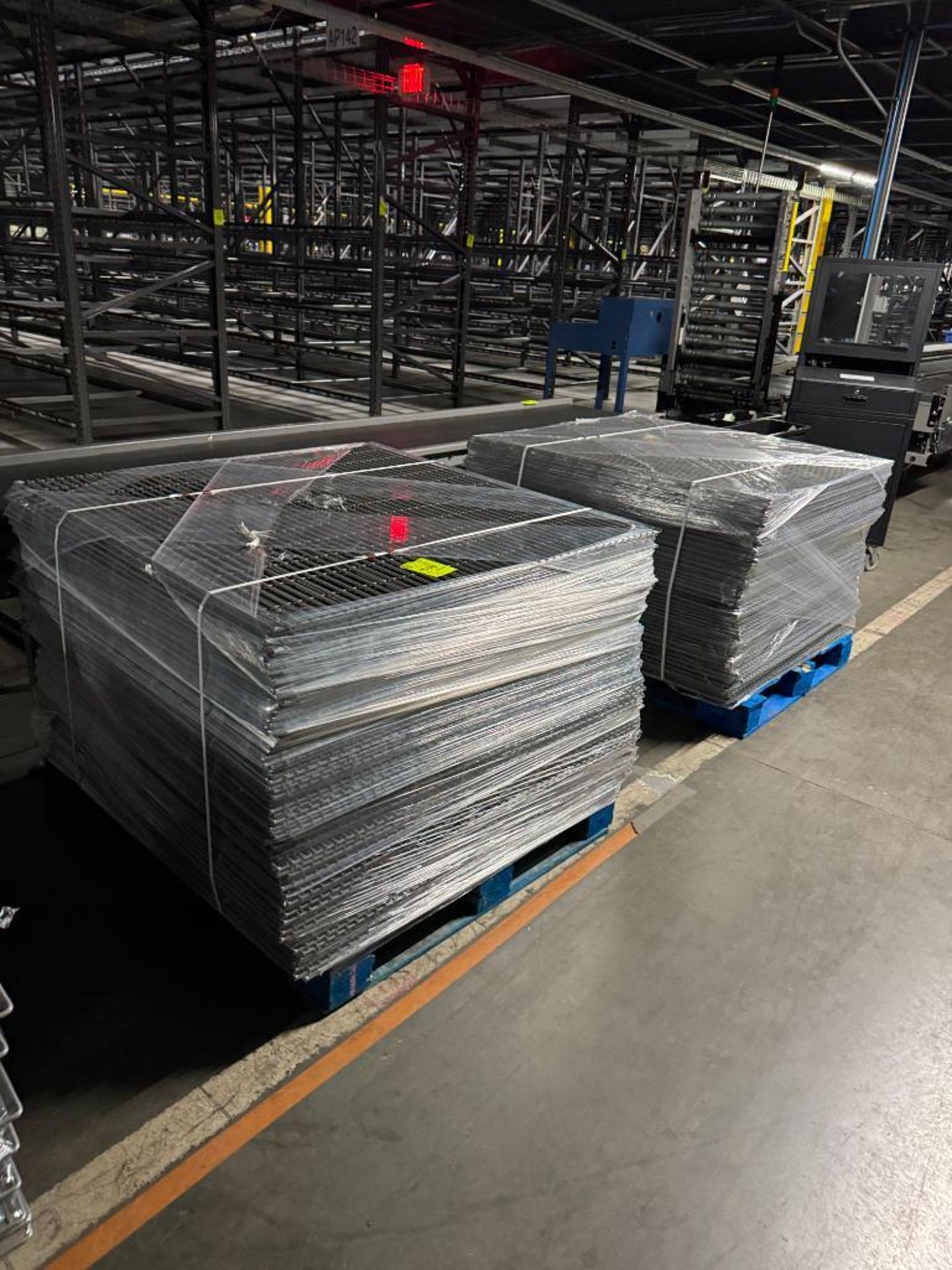 pallets of pallet racking decking - Image 2 of 3