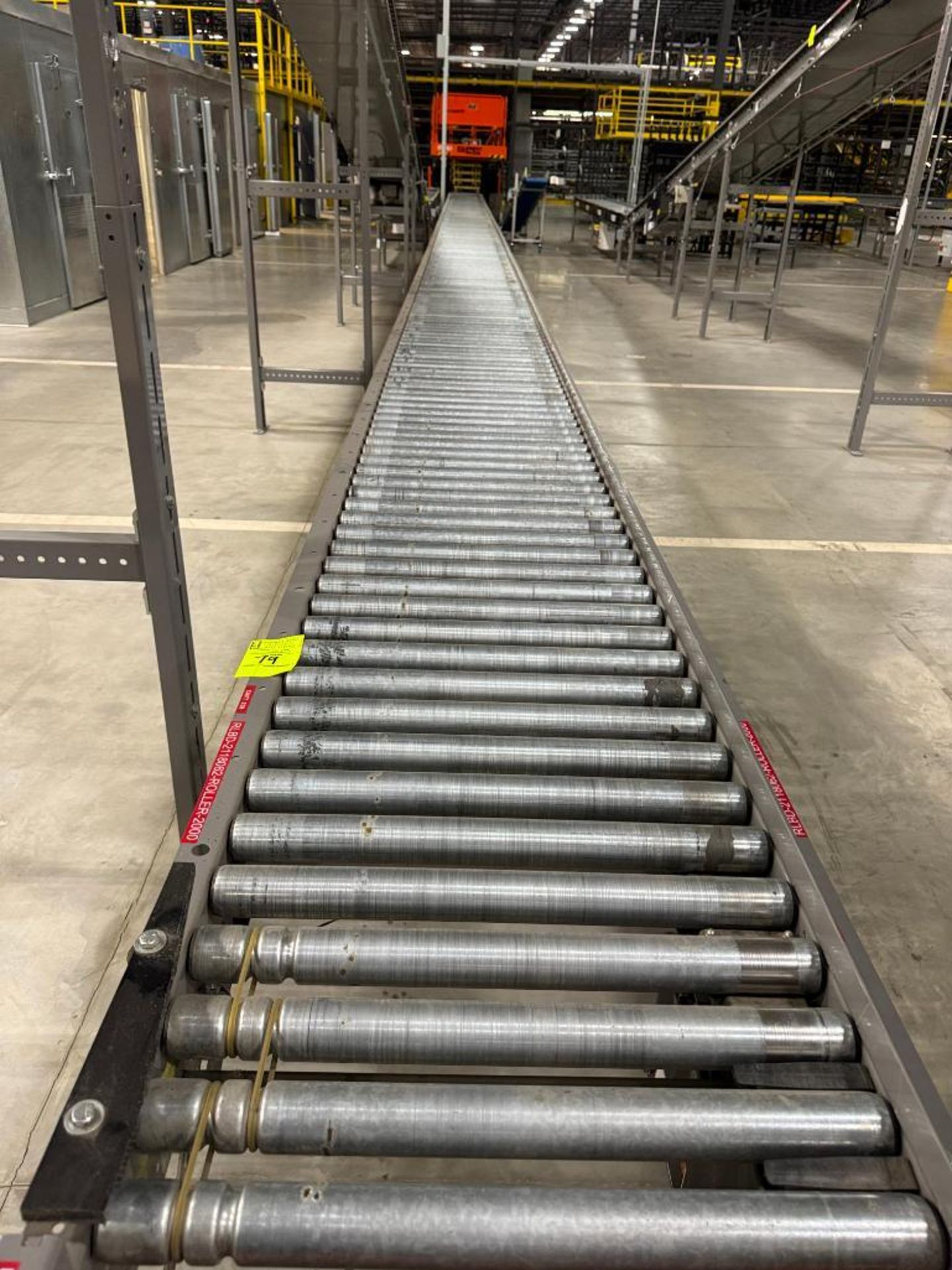 Invata partially powered roller conveyor