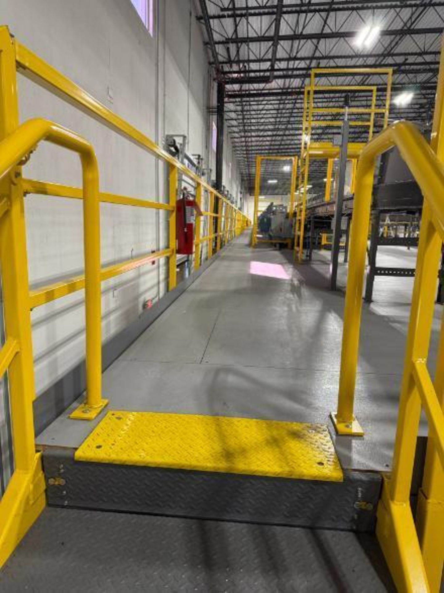south mezzanine, w/ 2) sets of stairs - Image 16 of 18