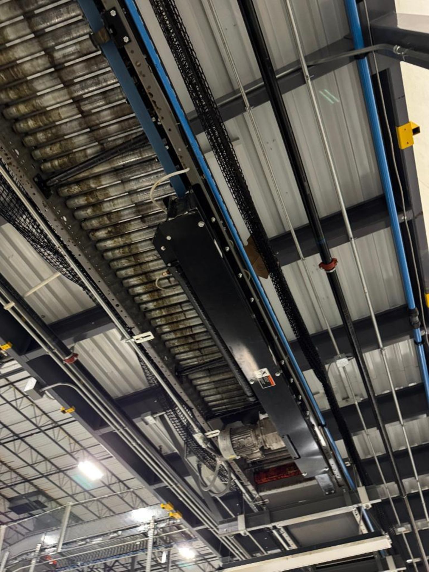 Invata partially powered roller conveyor - Image 6 of 6