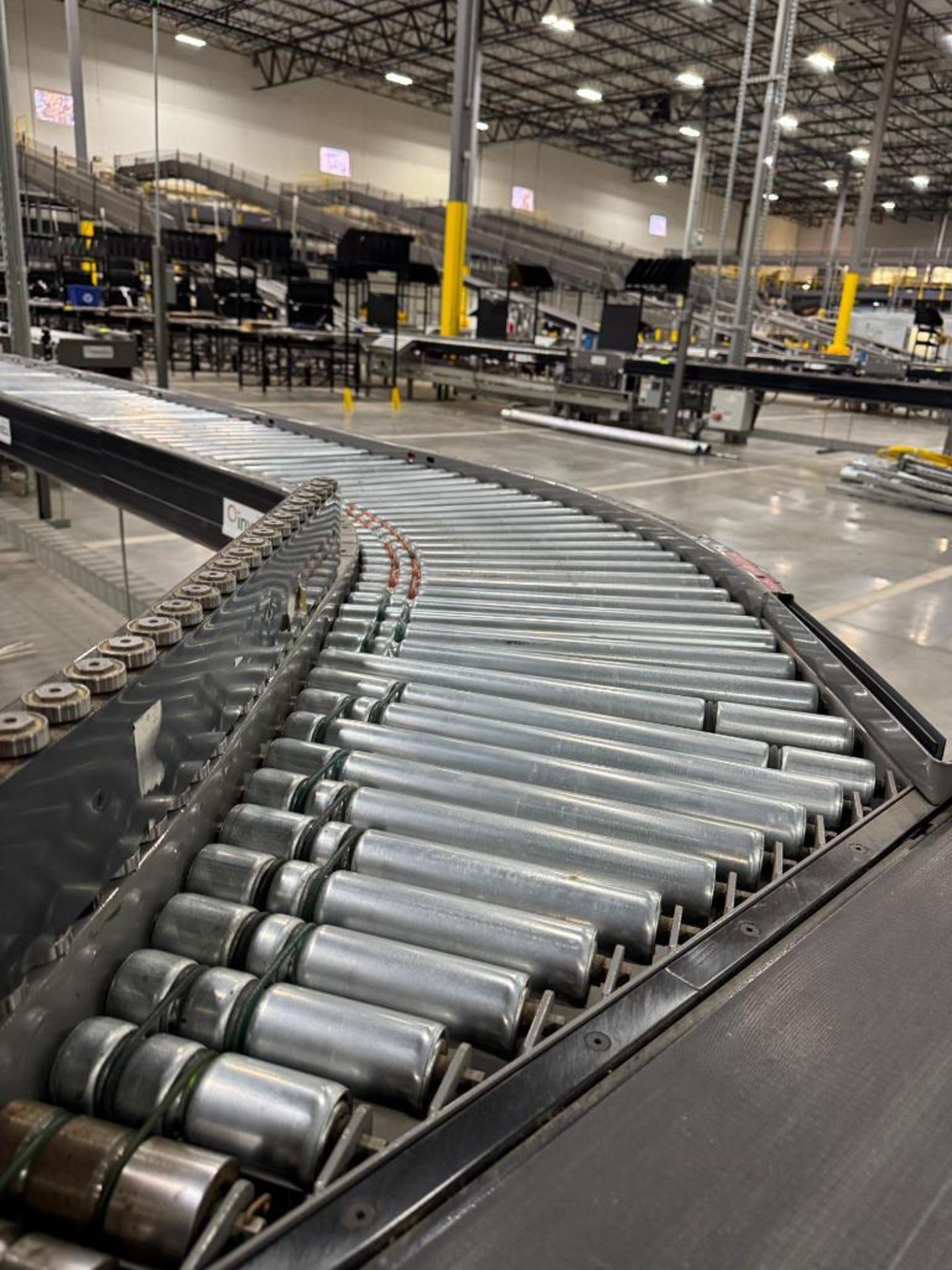 Invata partially powered roller conveyor w/ merger - Image 3 of 4