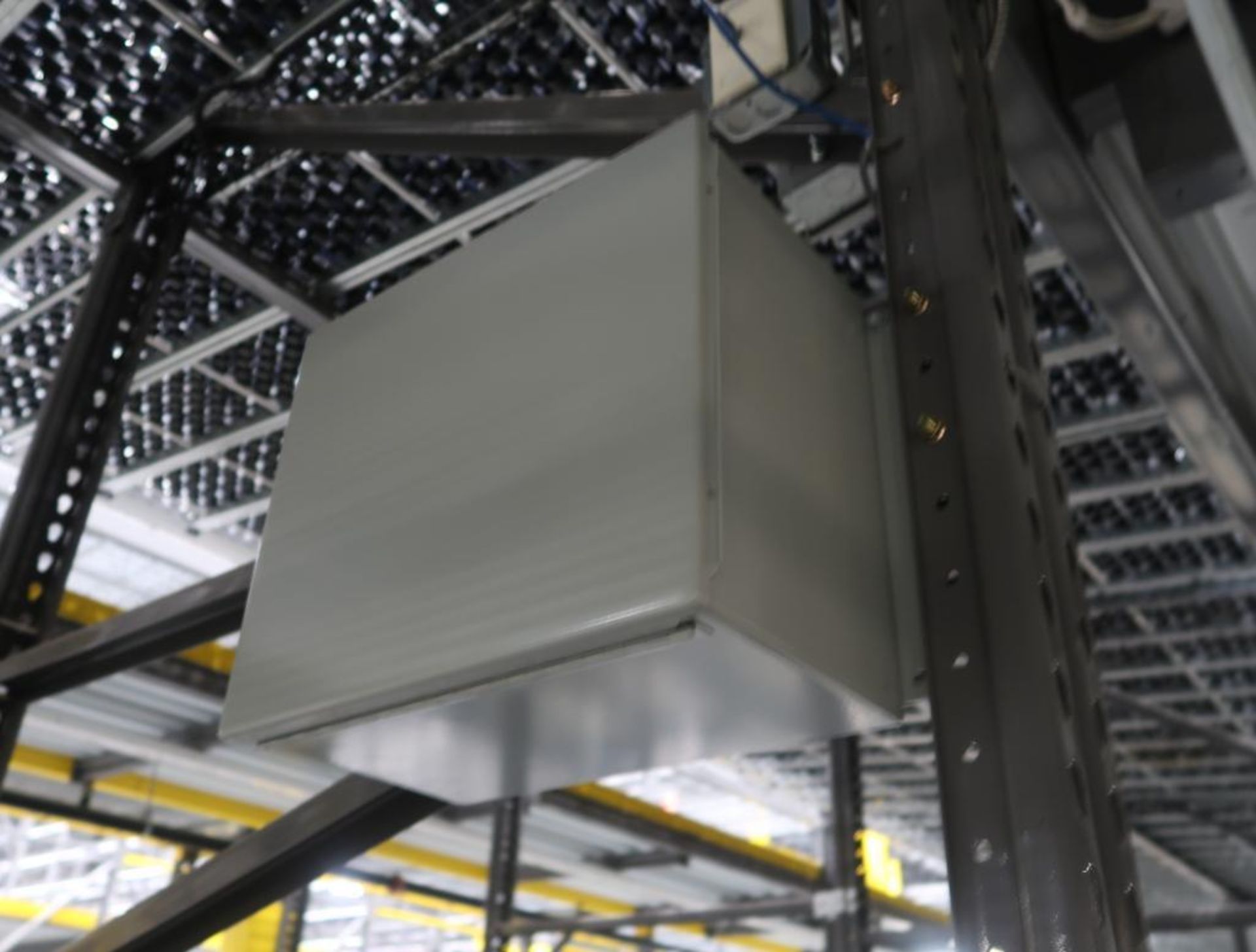 Lightning Pick pick-to light order fulfillment system - Image 4 of 4