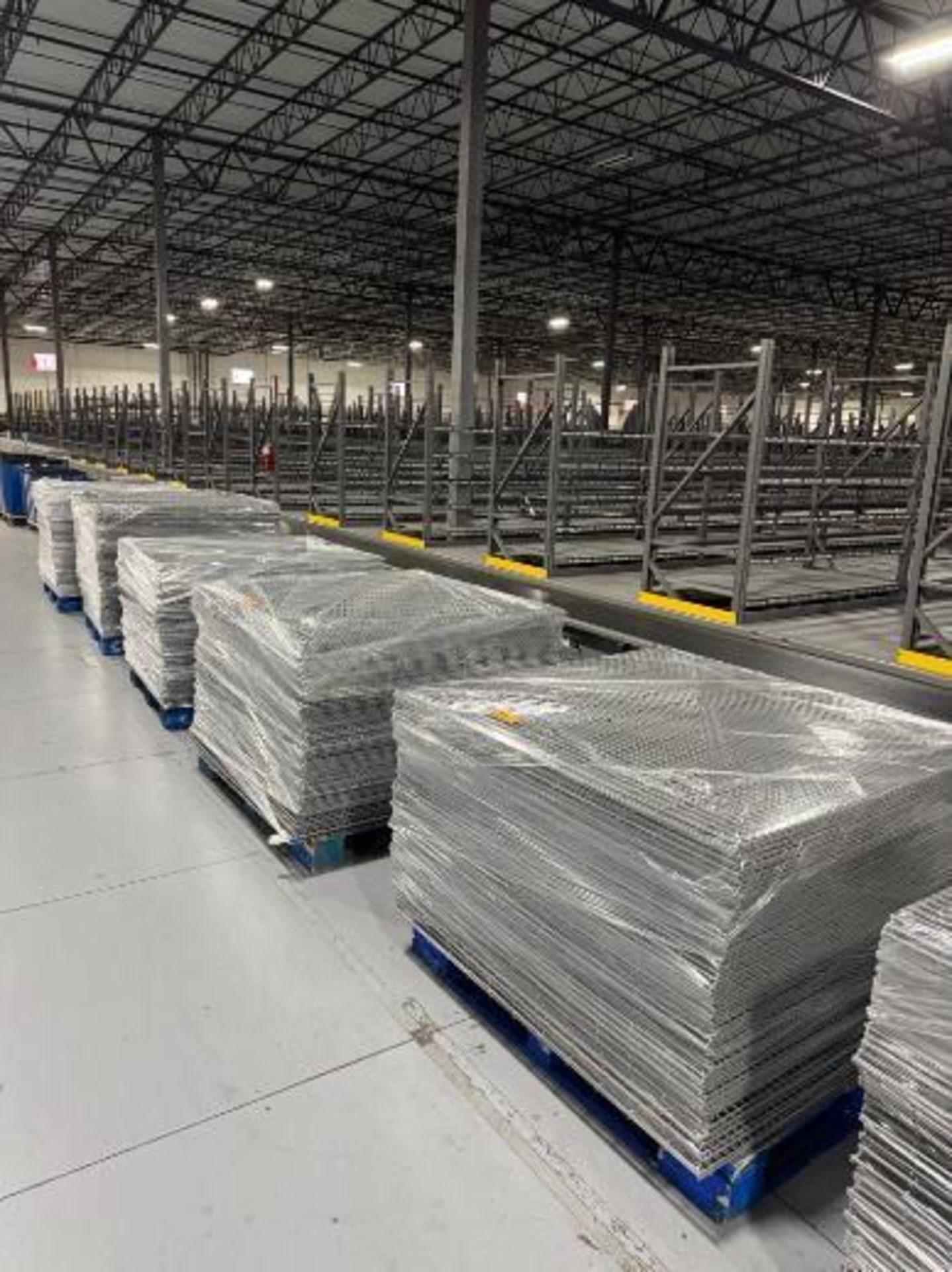 pallets of pallet racking decking - Image 3 of 3