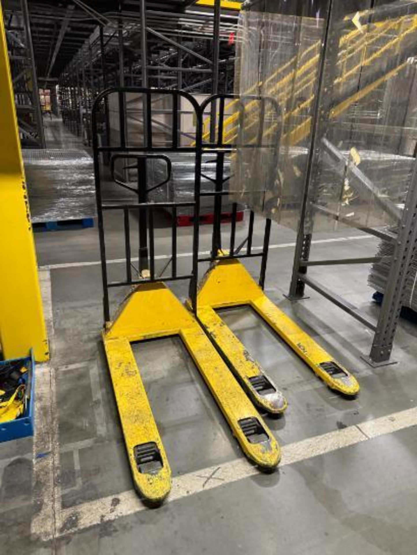 pallet jacks - Image 3 of 3