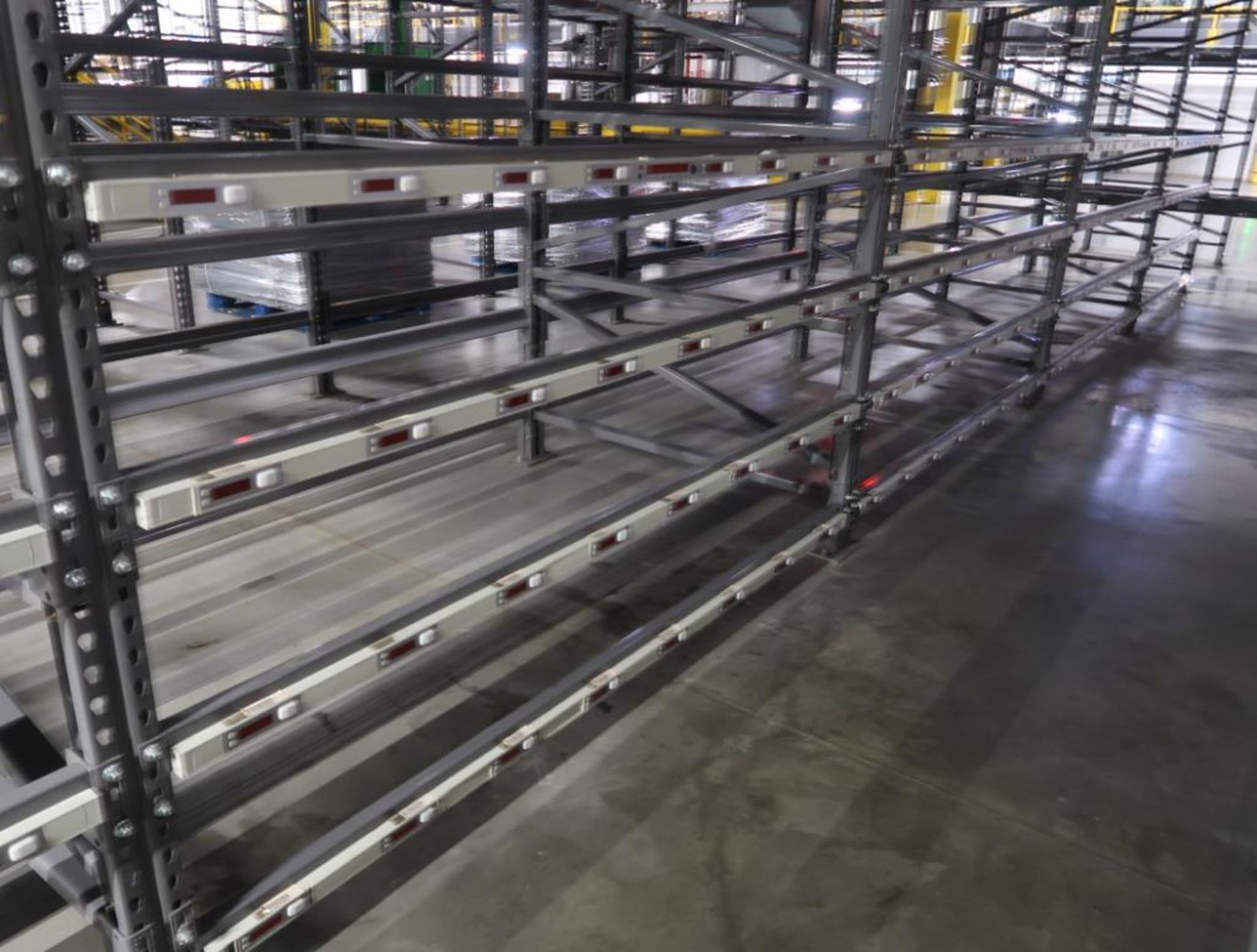 Lightning Pick pick-to light order fulfillment system