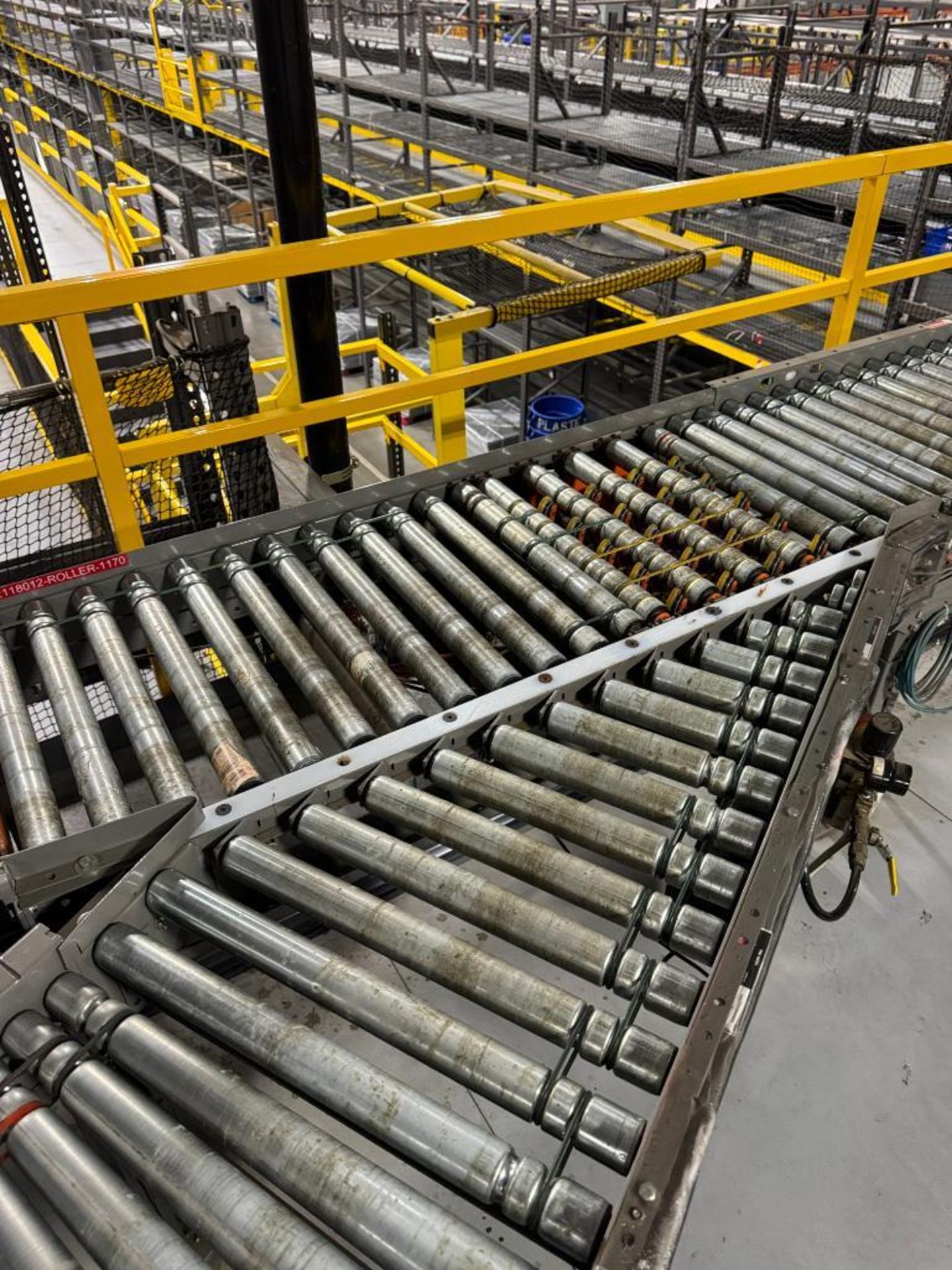 Invata powered roller conveyor - Image 5 of 6