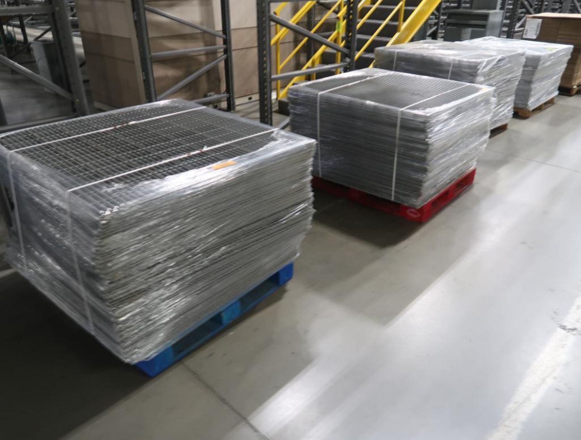 pallets of pallet racking decking - Image 3 of 3