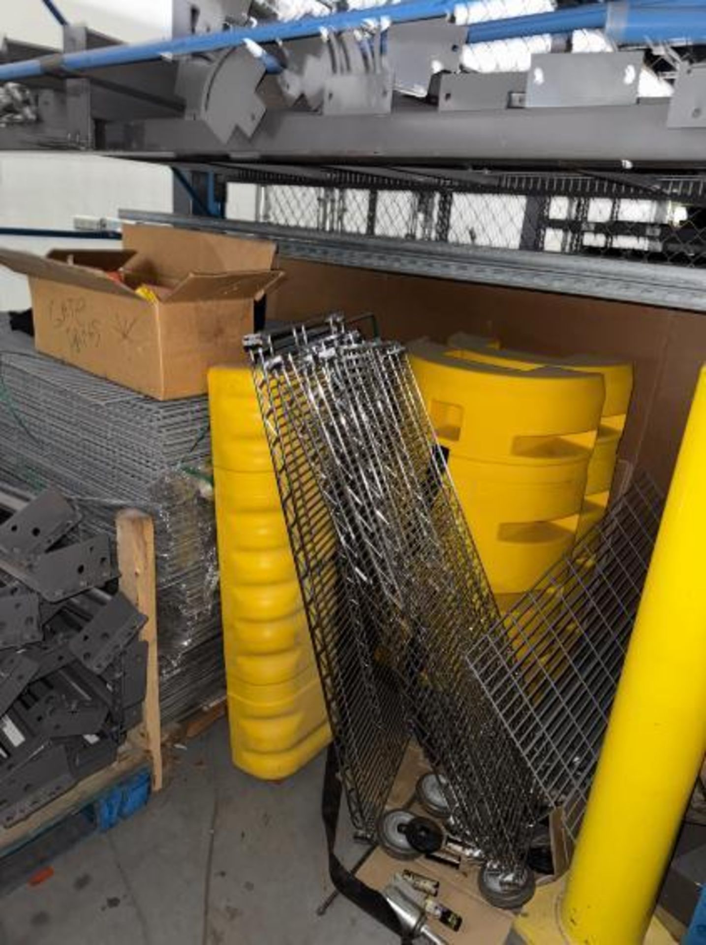 pallet racking, 4) sections, w/ contents- roller conveyor, shoe sorter parts, - Image 9 of 11