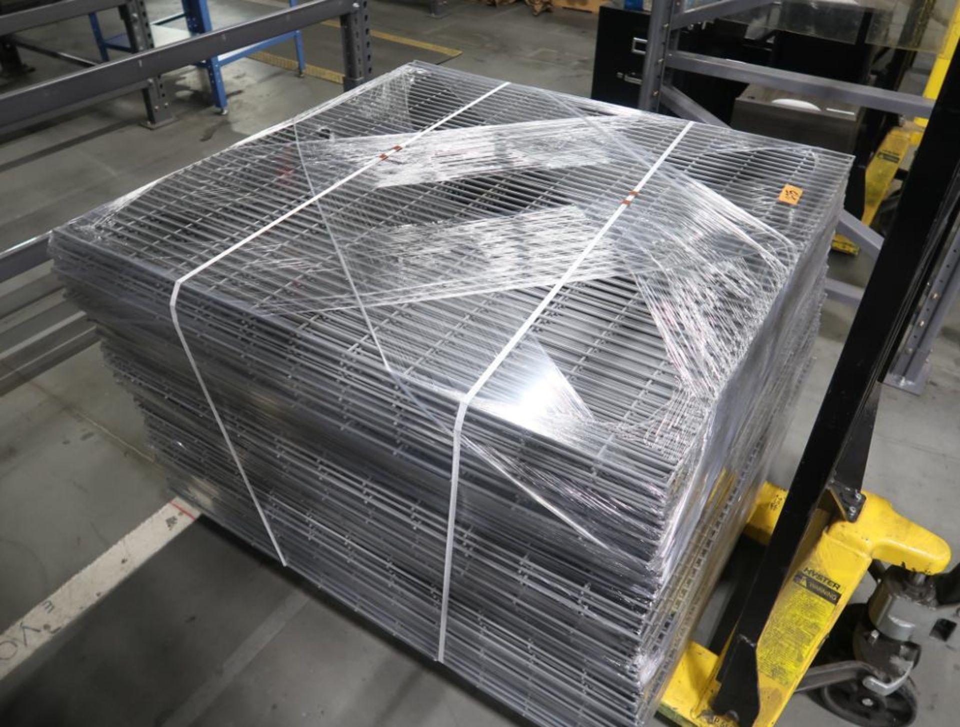 pallets of pallet racking decking - Image 3 of 3