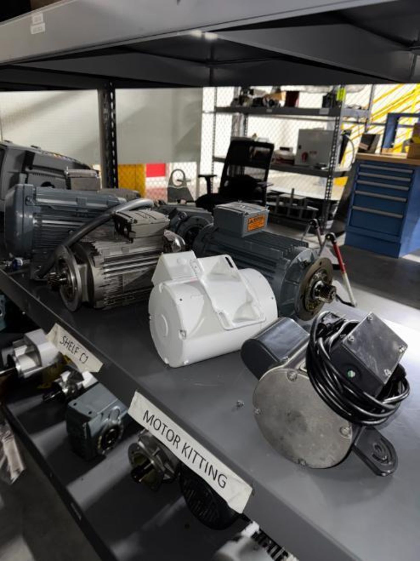 electric motors for conveyor belts - Image 3 of 4
