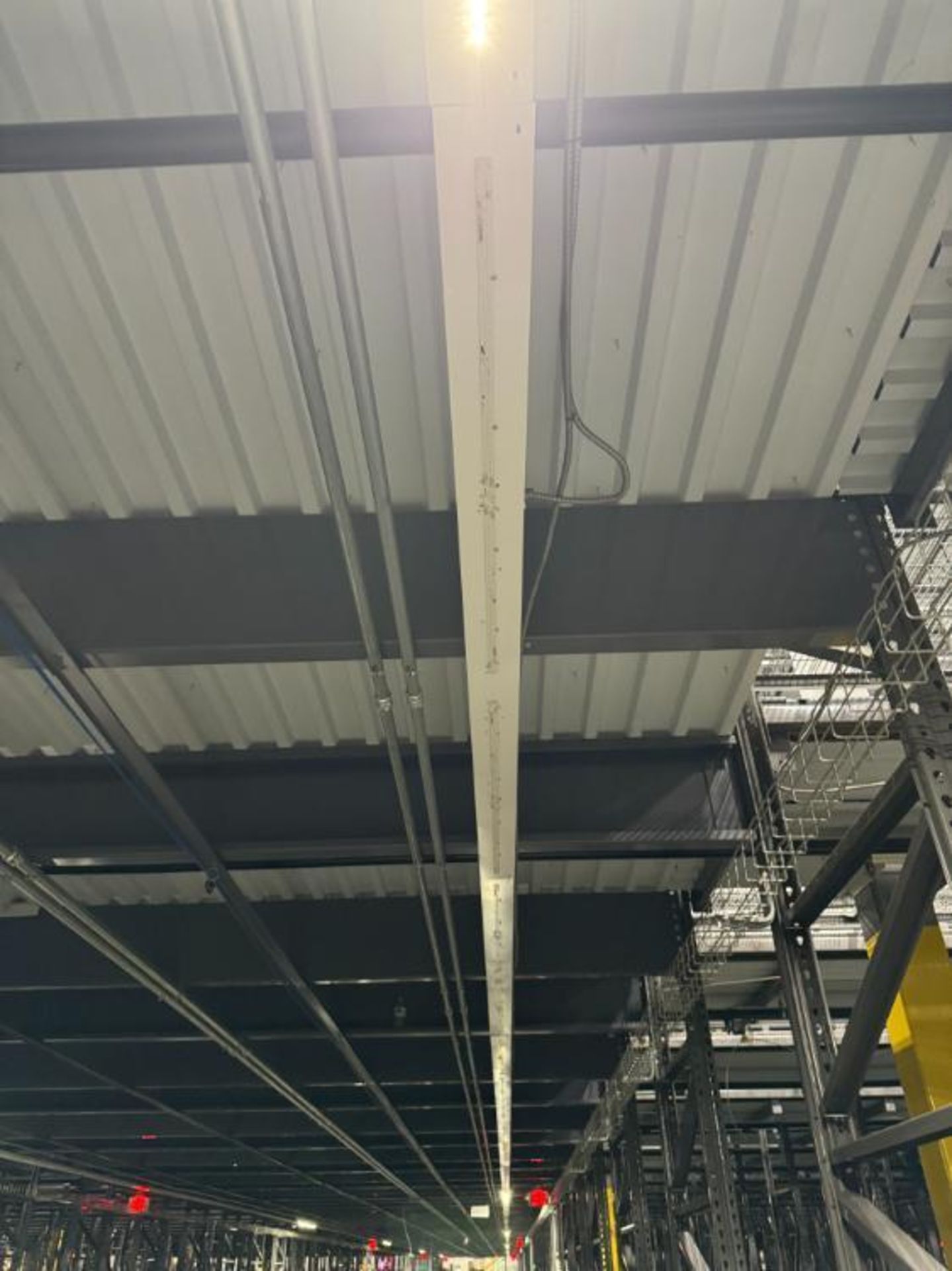 LED light fixtures - Image 2 of 2