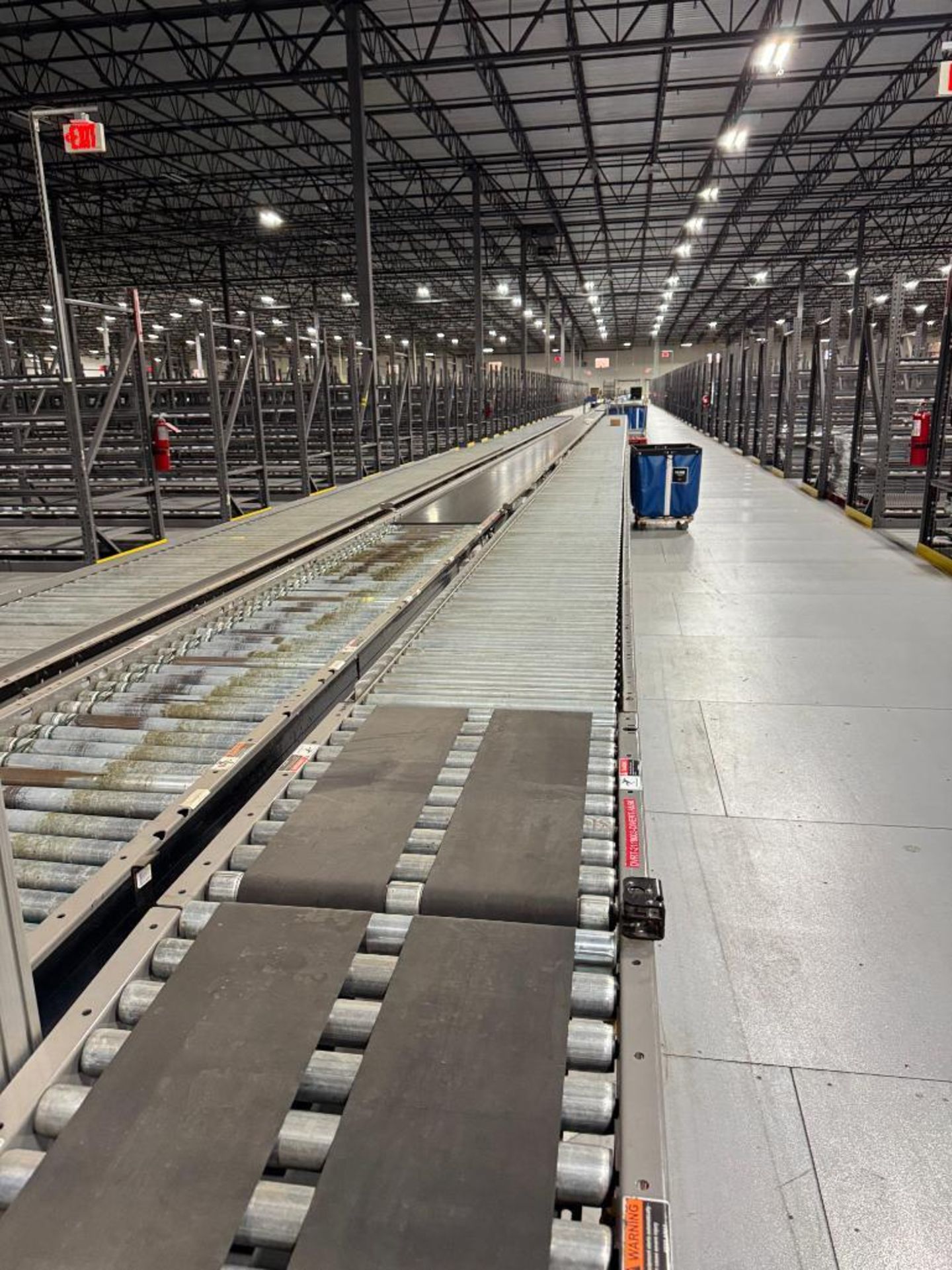 Invata diverter dual roller conveyor - Image 3 of 8