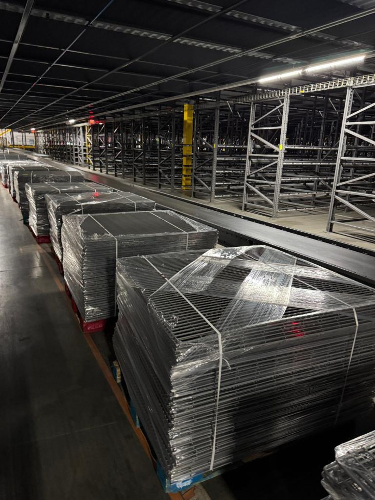 pallets of pallet racking decking - Image 3 of 3