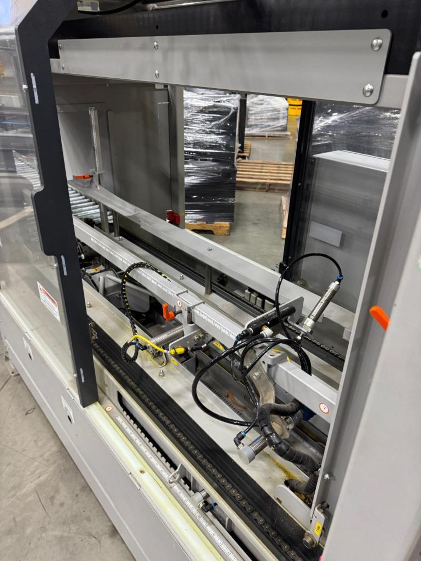 Pearson Packaging case erector, cardboard box builder - Image 4 of 5