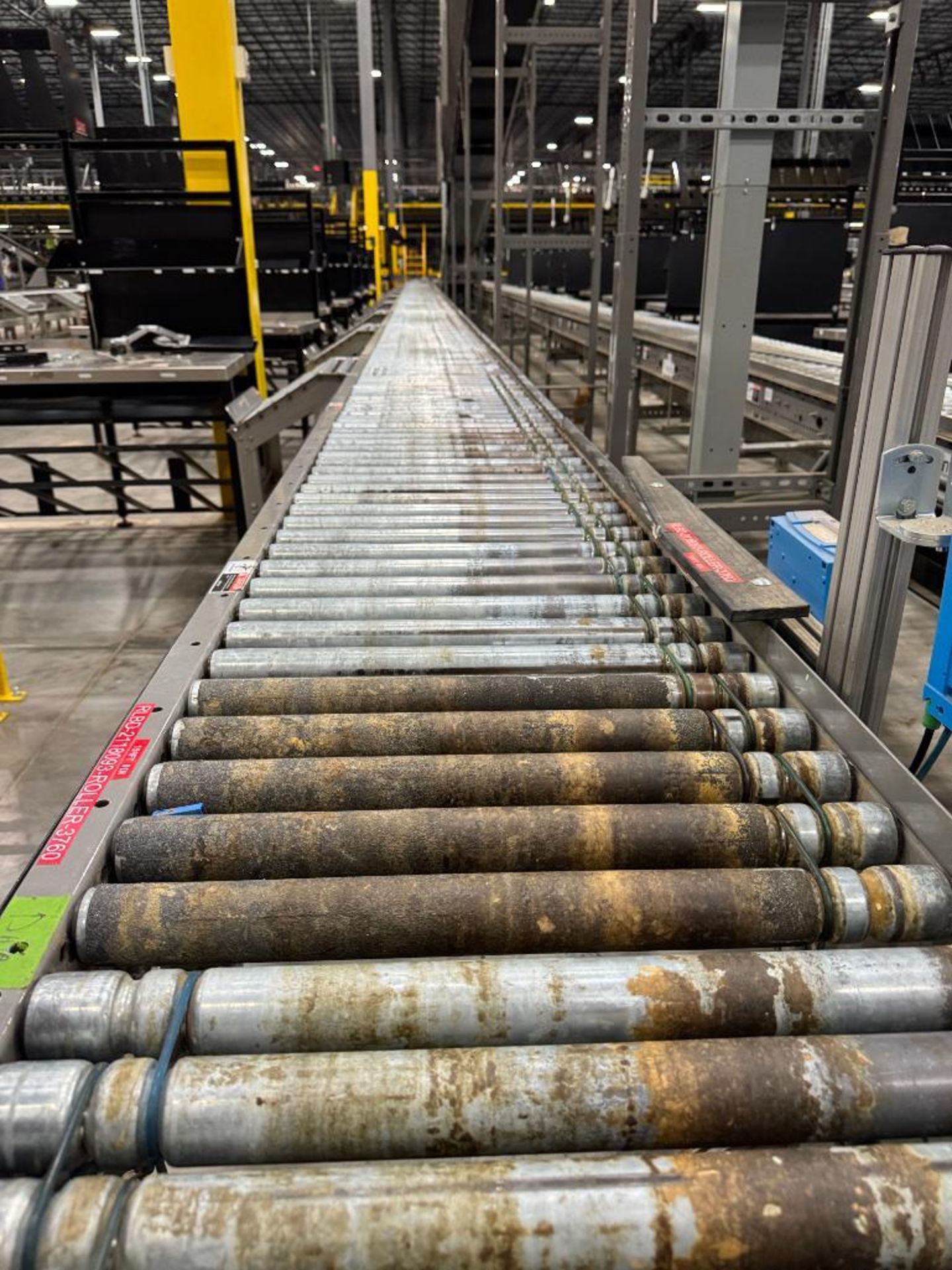 Invata partially powered roller conveyor w/ pack stations - Image 3 of 4