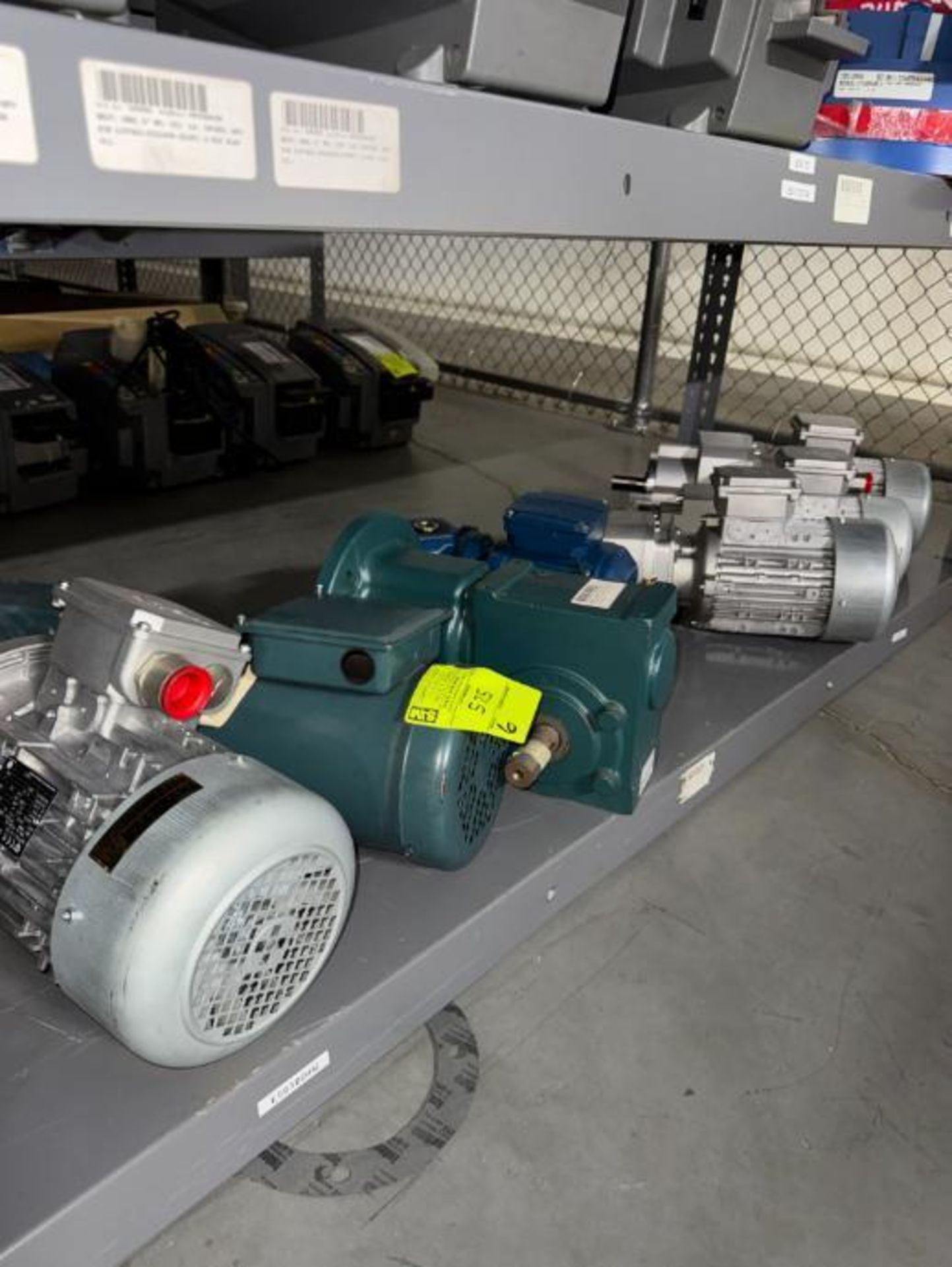 electric motors w/ gear boxes for conveyor belts