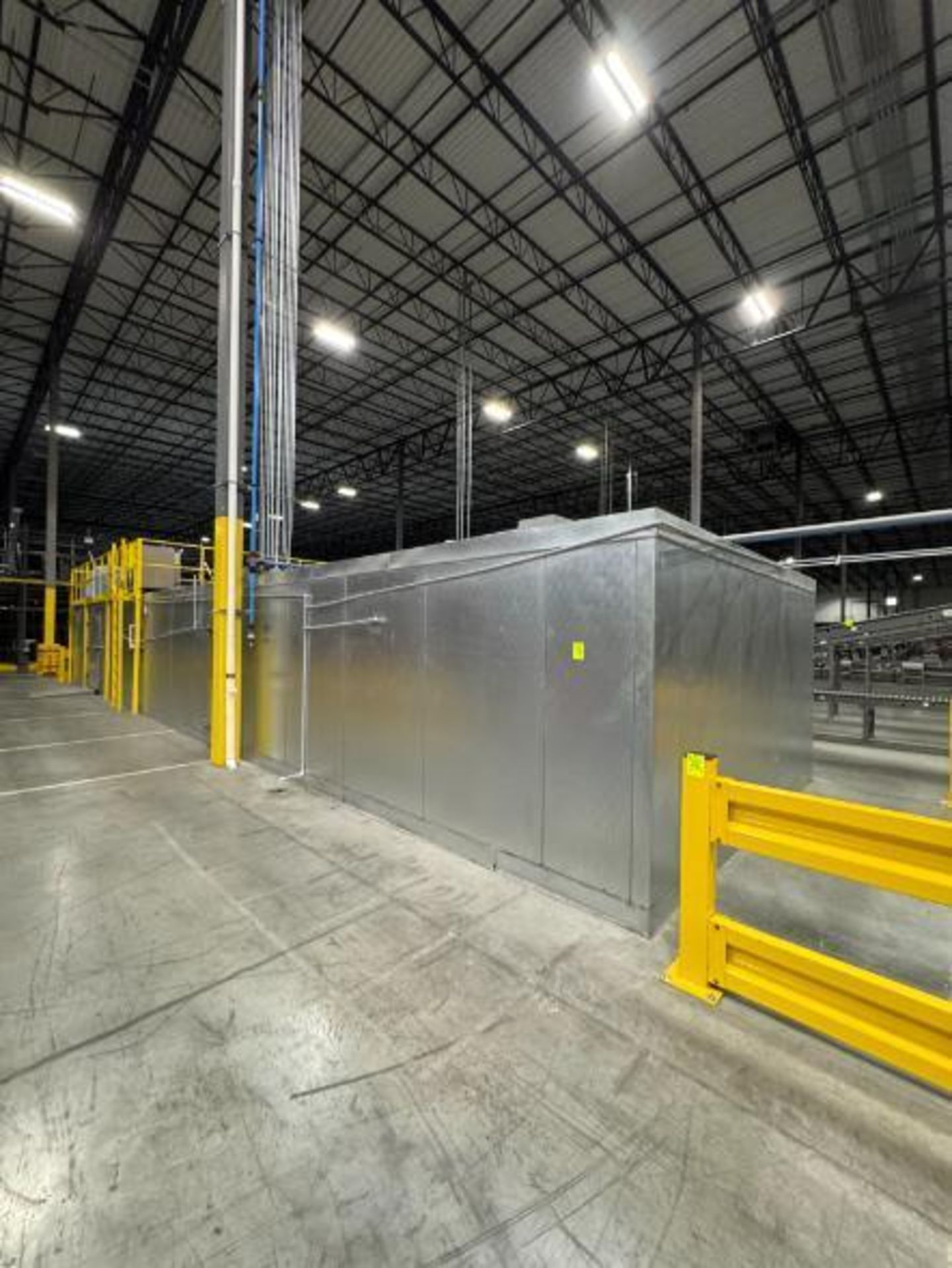 combo walk-in cooler & freezer, w/ compressors & coils