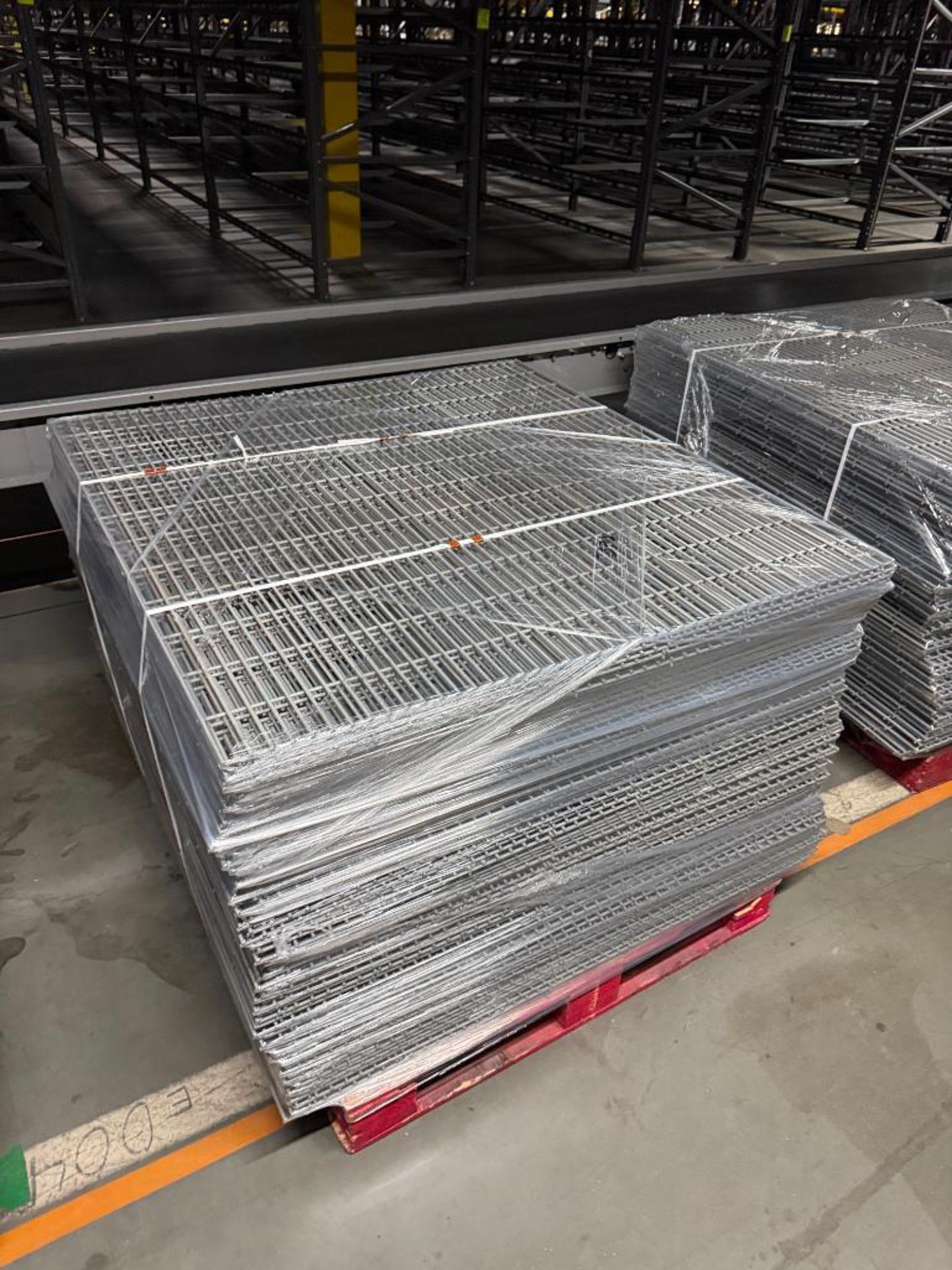 pallets of pallet racking decking