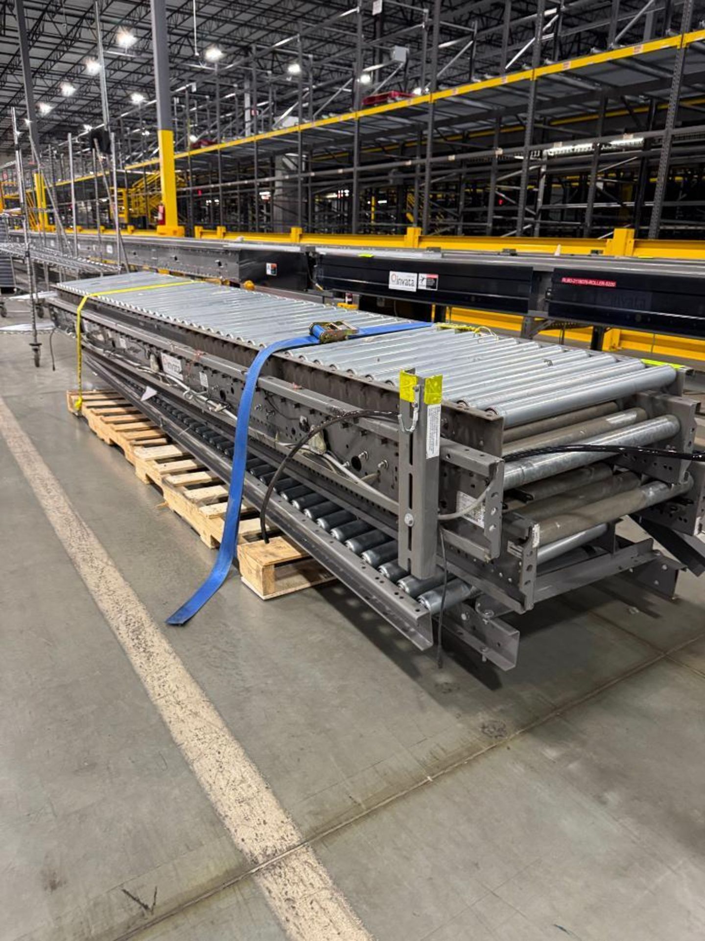 roller conveyor sections - Image 3 of 4