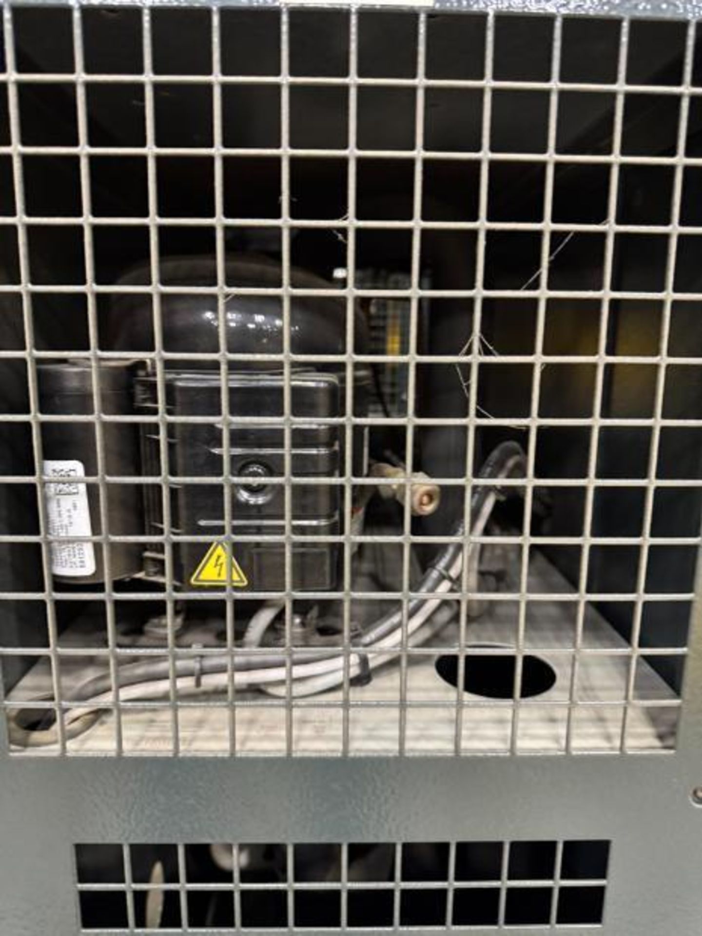 Kaeser rotary screw air compressor, w/ built-in dryer - Image 4 of 4