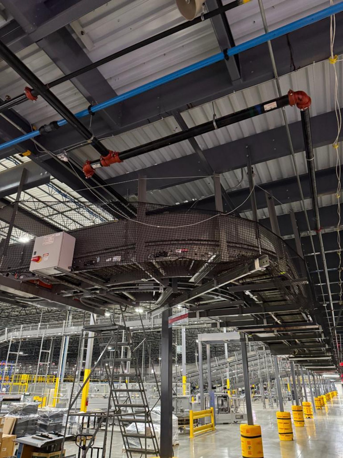 Invata partially powered roller conveyor 90 - Image 3 of 3