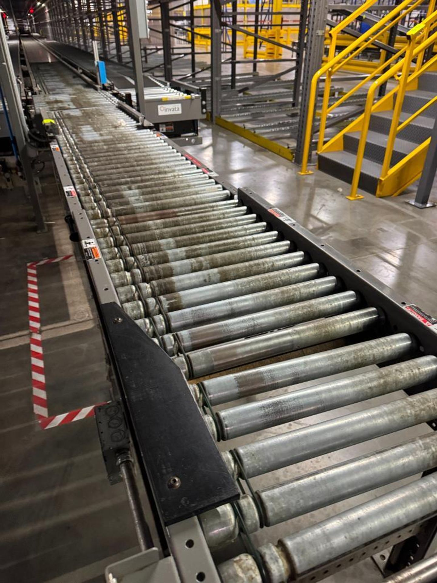 Invata diverter dual roller conveyor - Image 6 of 7