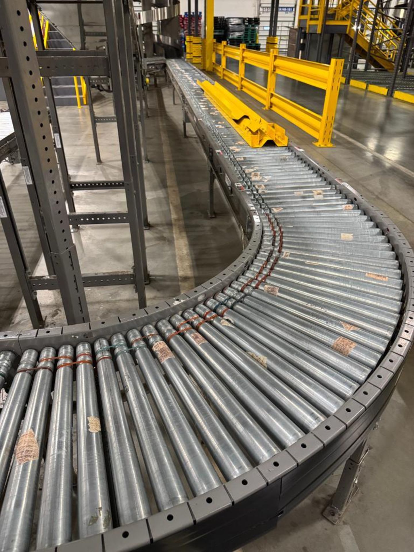 Invata powered roller conveyor w/ variable frequency drive - Image 4 of 5
