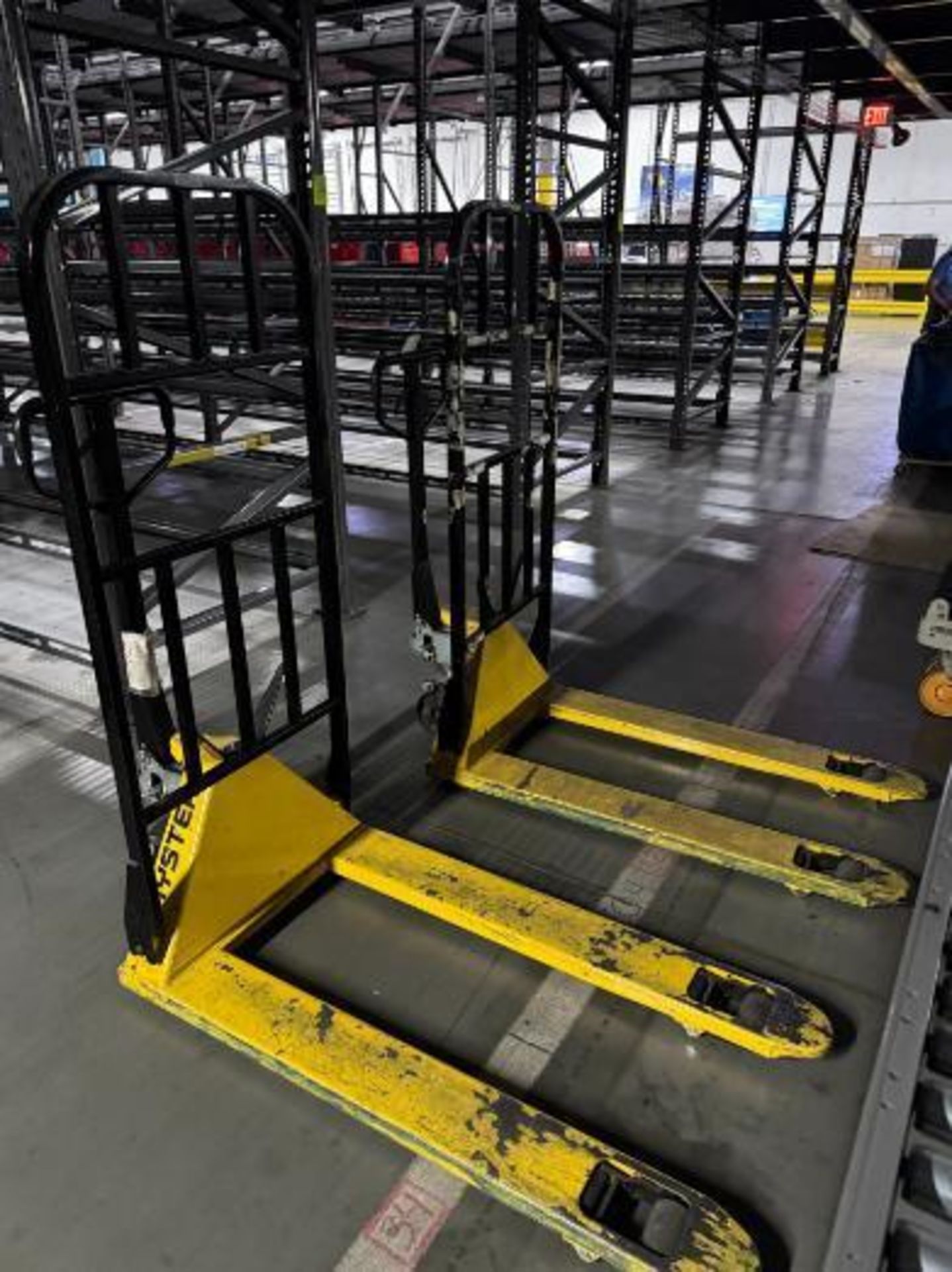 pallet jacks - Image 2 of 2