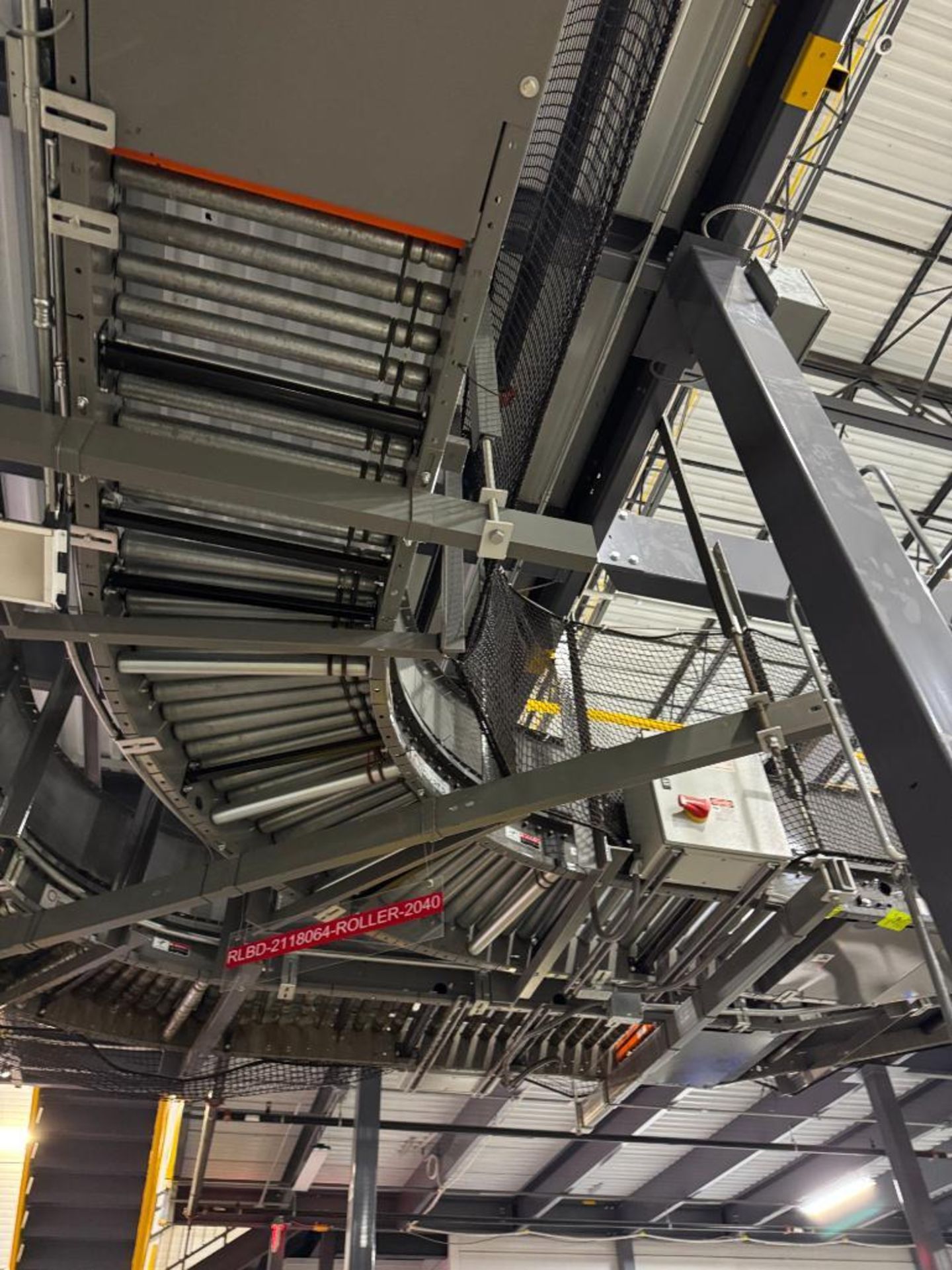 Invata powered roller conveyor , 90 - Image 2 of 3