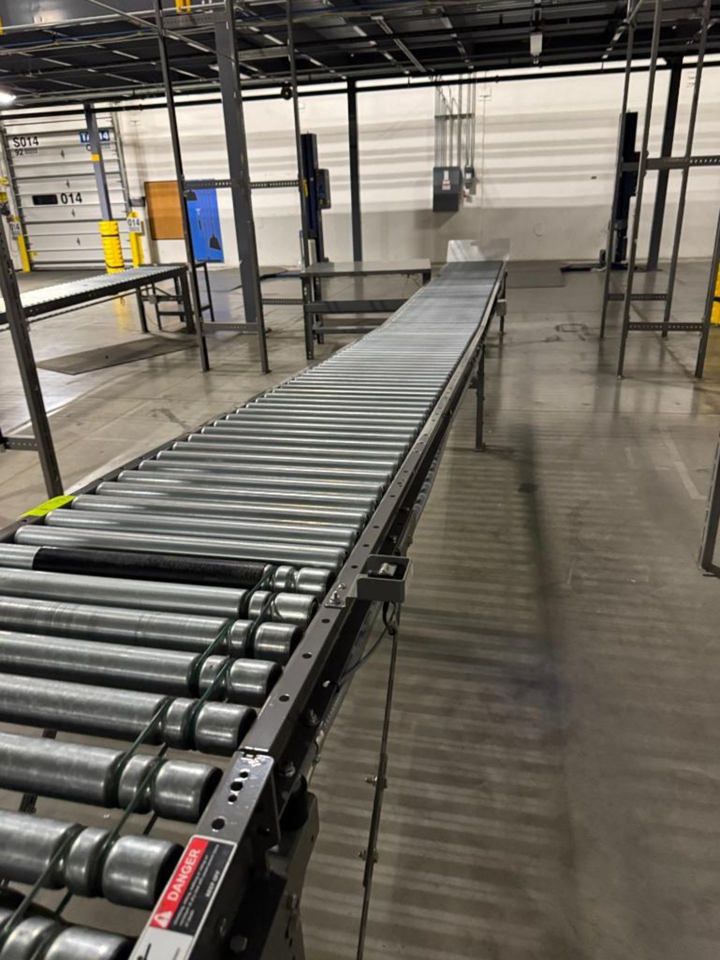 Invata partially powered roller conveyor