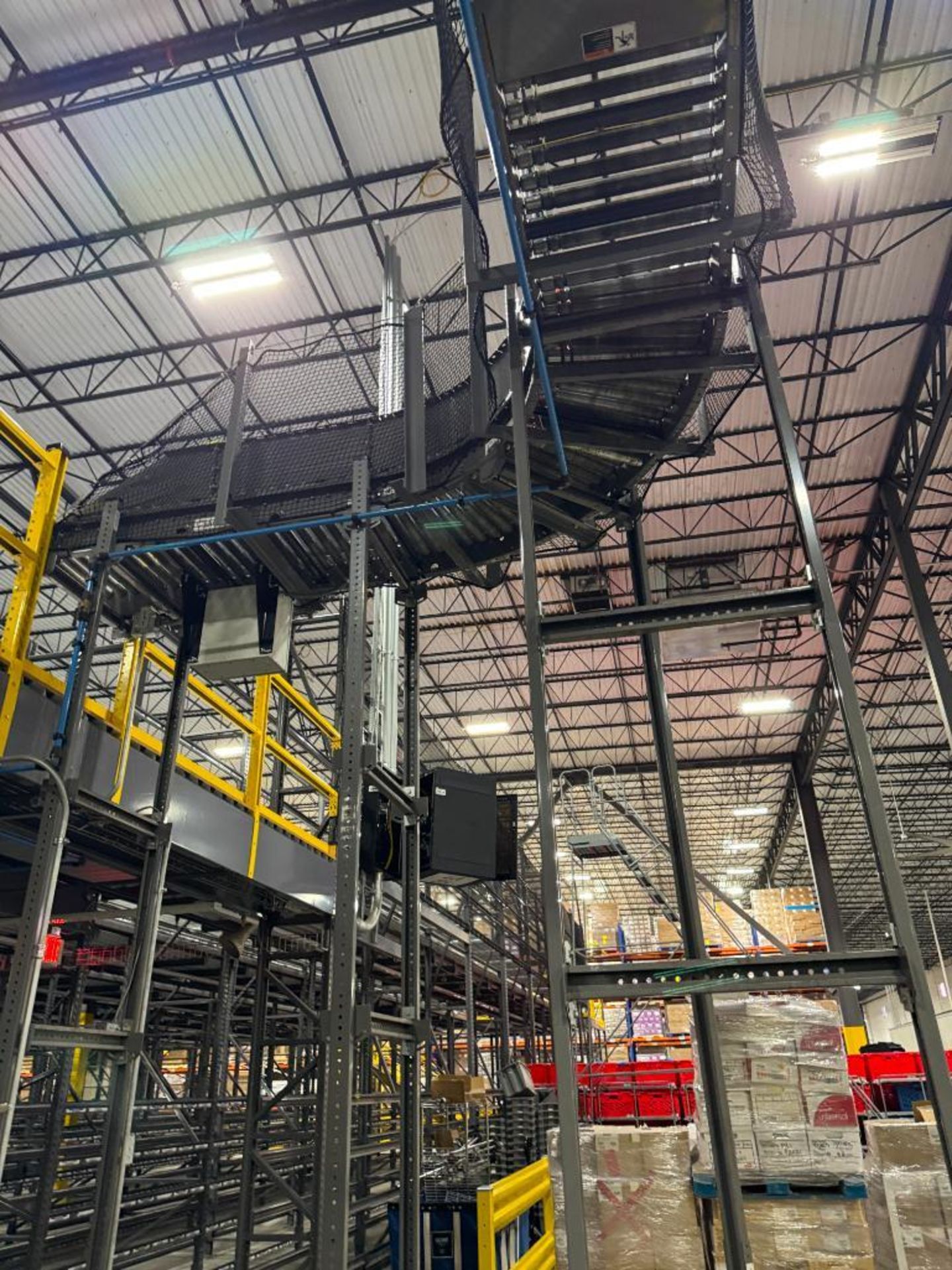 Invata powered roller conveyor w/ 16' uprights - Image 3 of 3