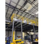 north mezzanine, w/ one set of stairs