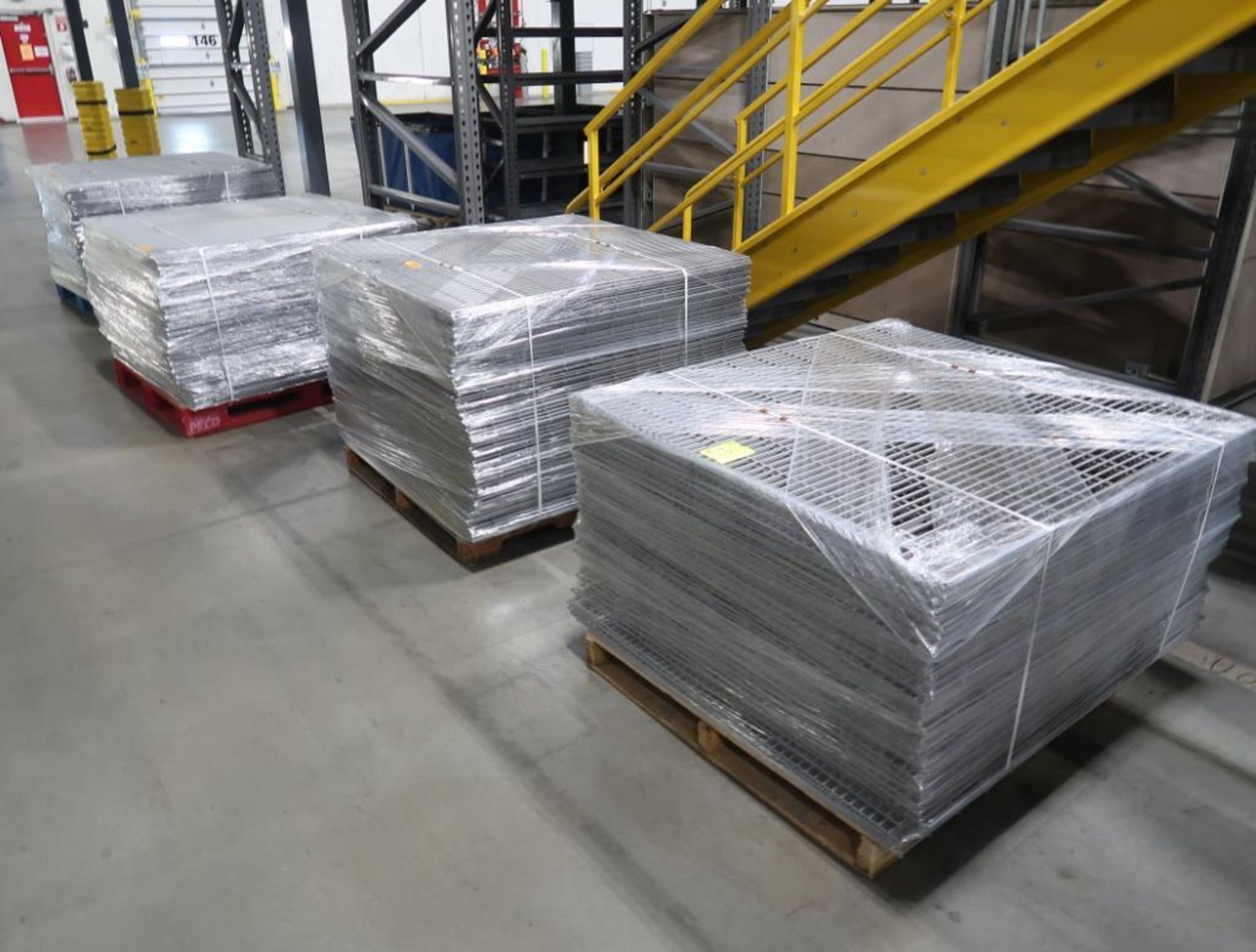 pallets of pallet racking decking