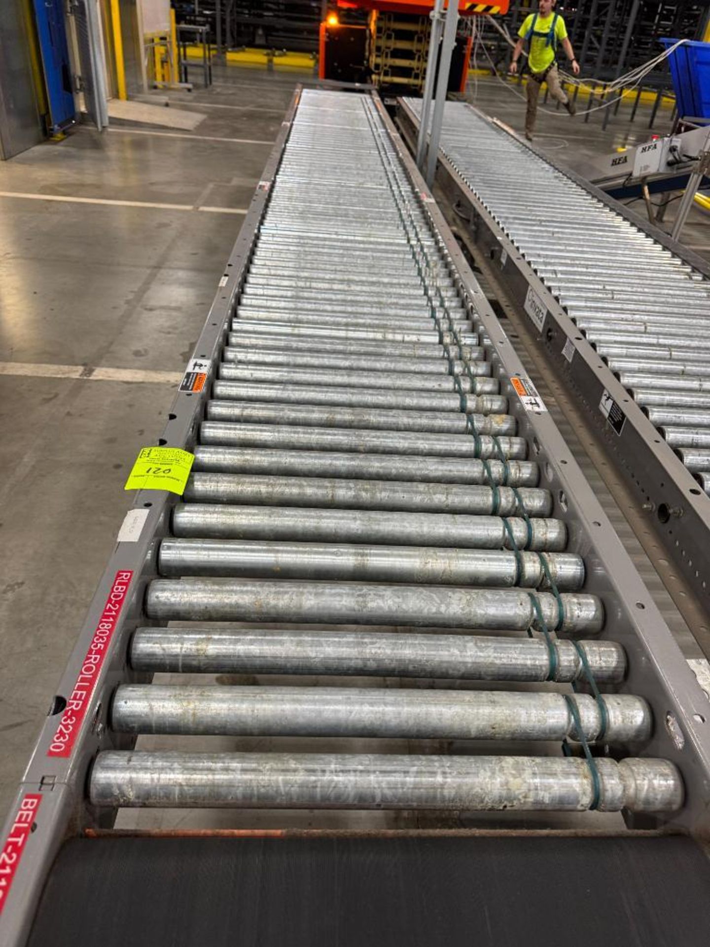 Invata powered roller conveyor