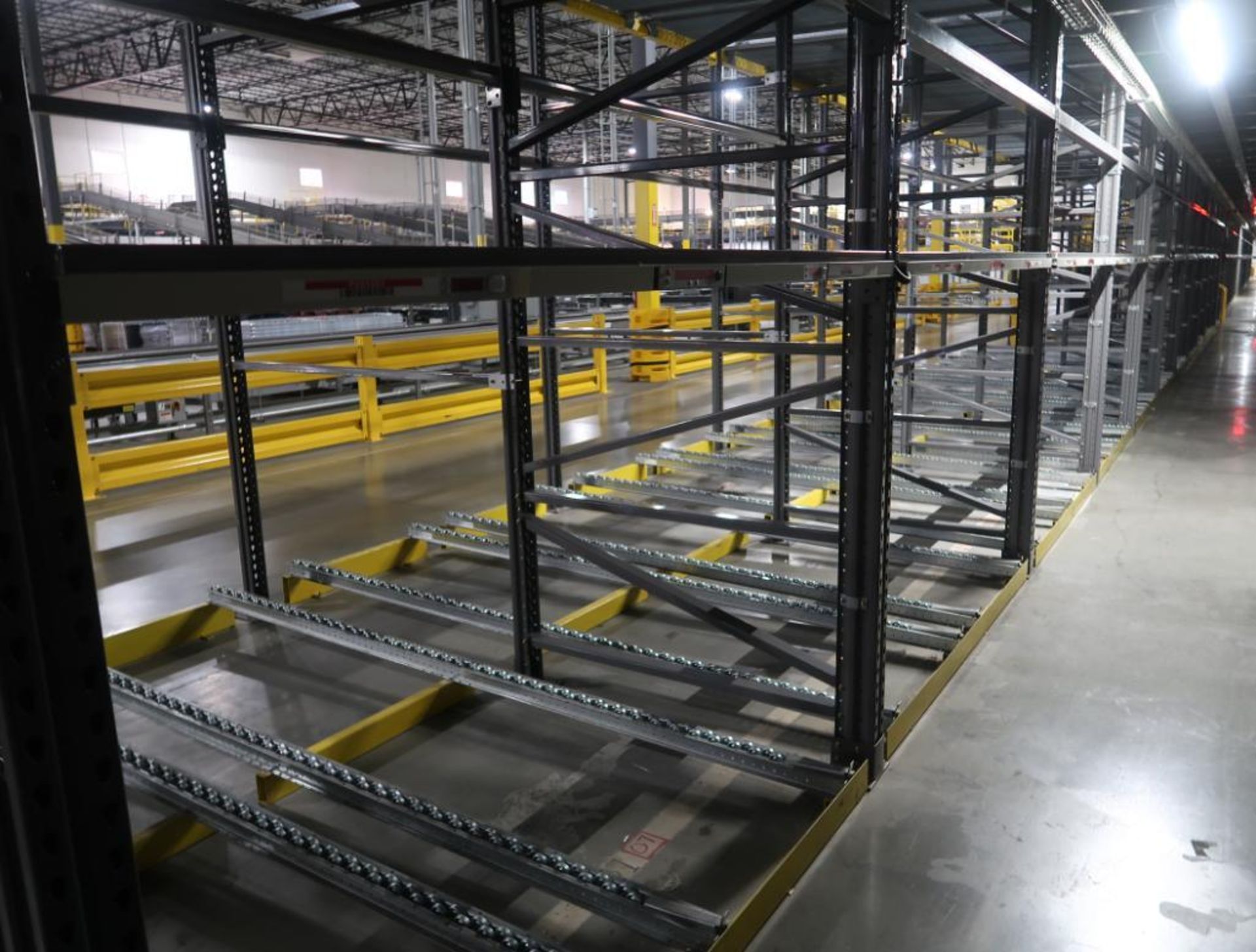 Lightning Pick pick-to light order fulfillment system