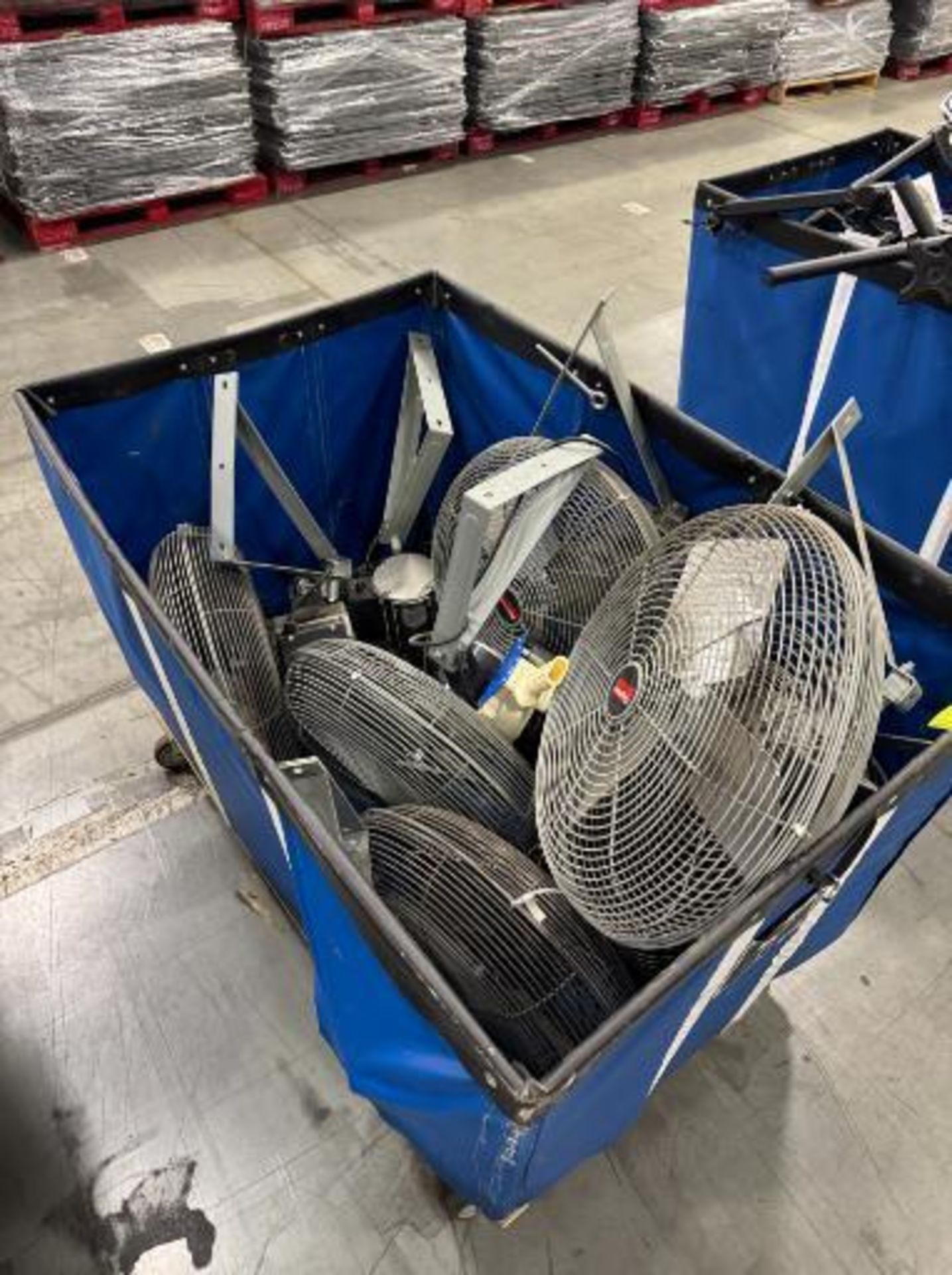 soft bin, on casters, w/ 7) 20" wall mount fans - Image 3 of 3
