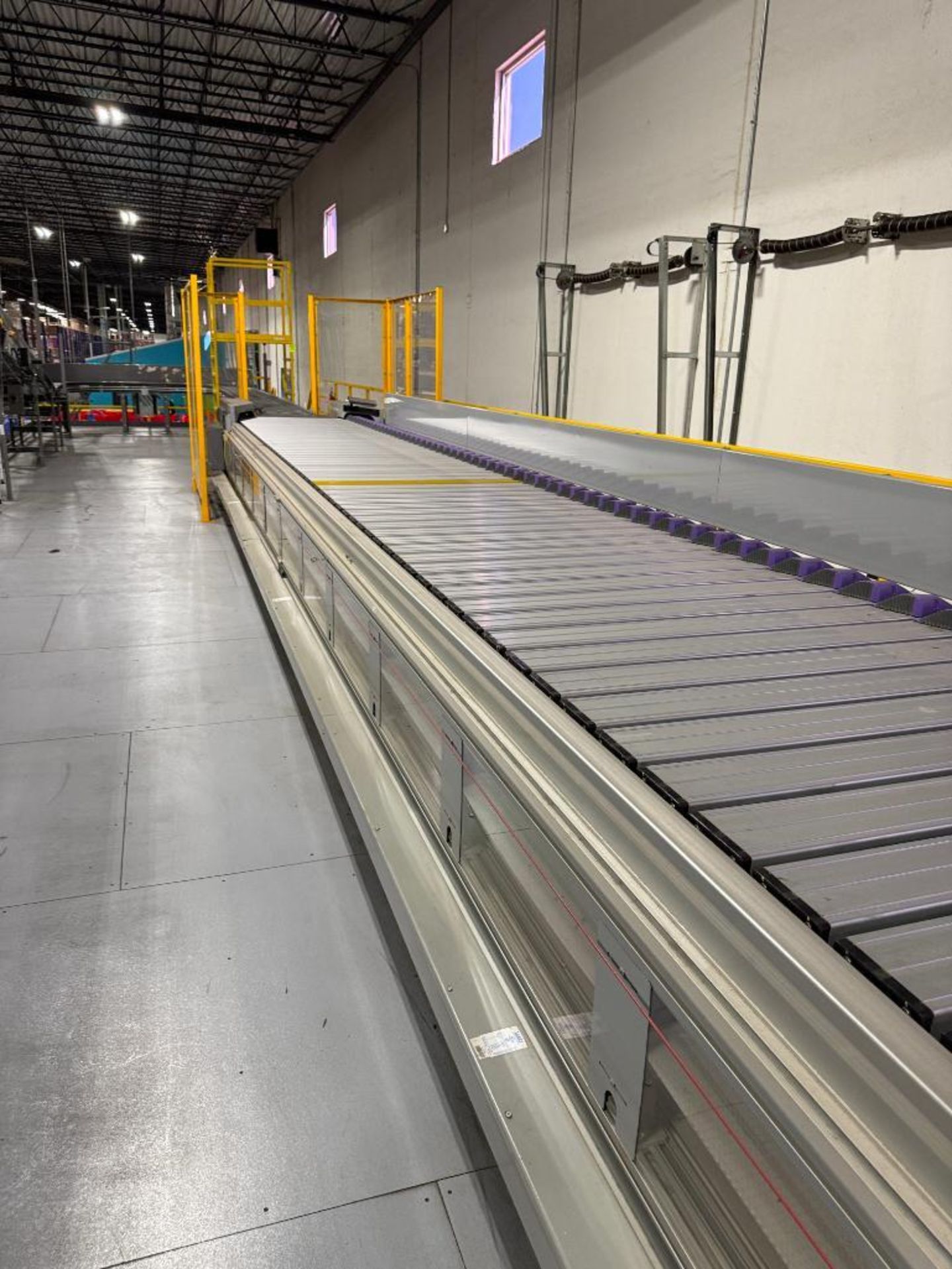 Automotion diverter/shoe sorter, w/ power supply - Image 12 of 13