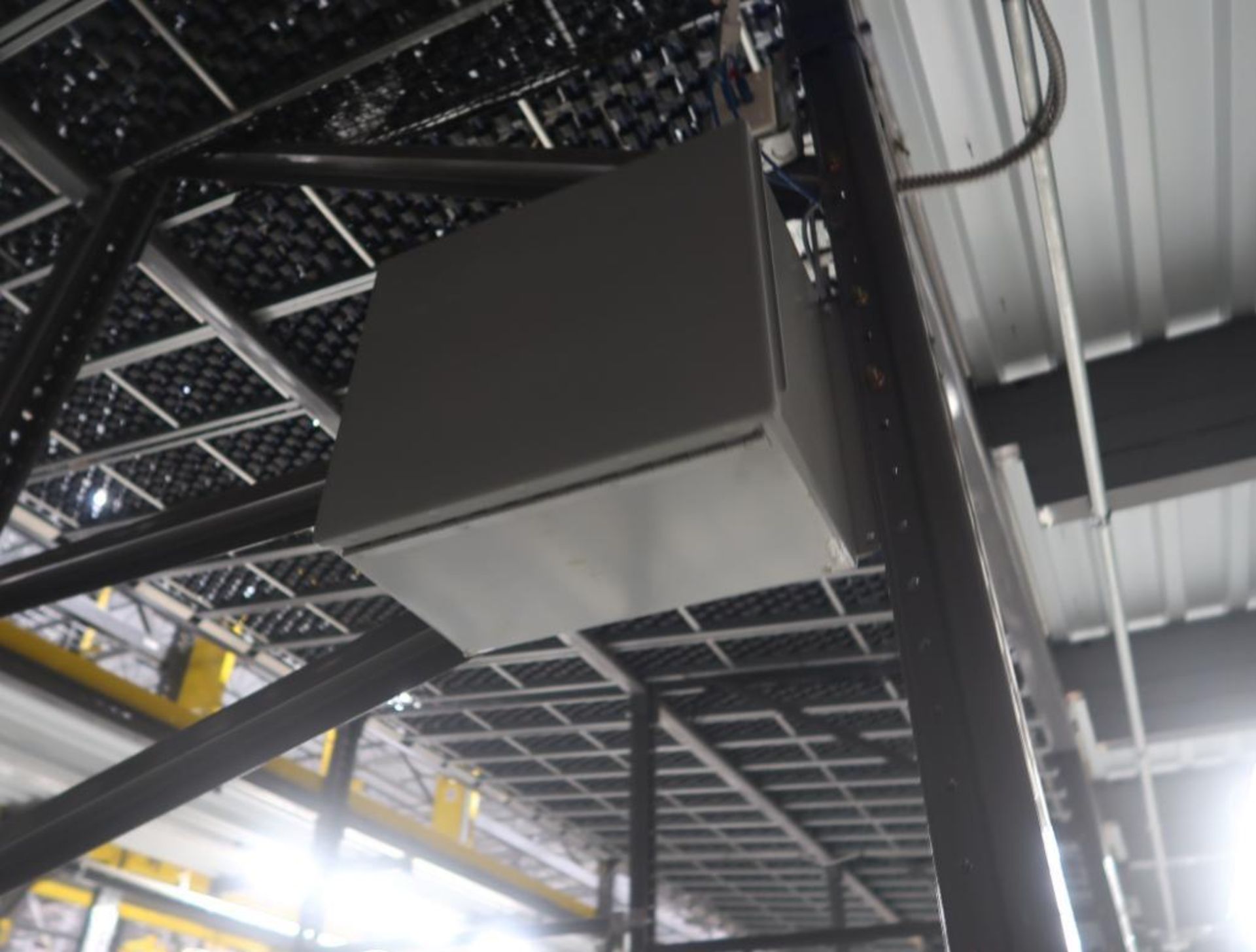 Lightning Pick pick-to light order fulfillment system - Image 4 of 4