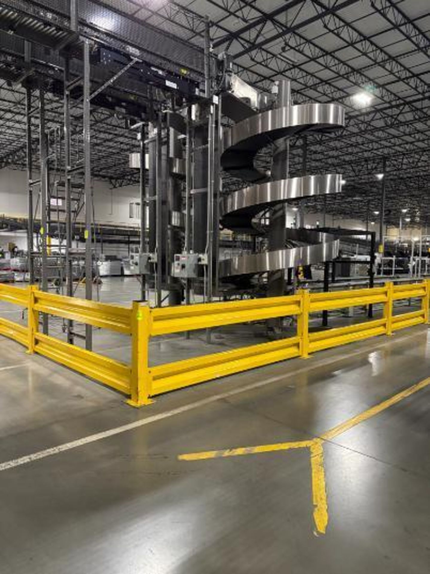 warehouse divider fence, 5) sections