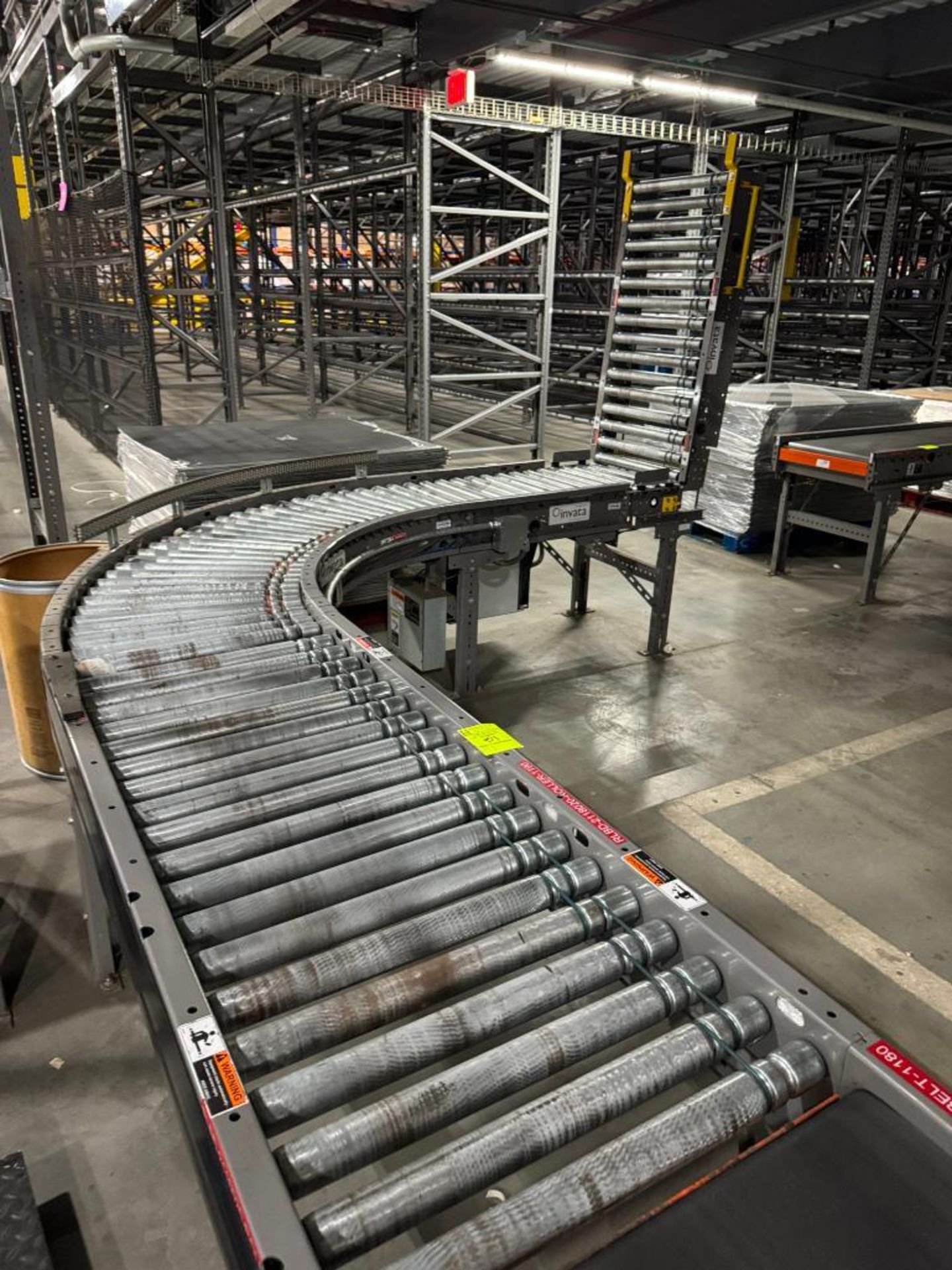 Invata powered roller conveyor