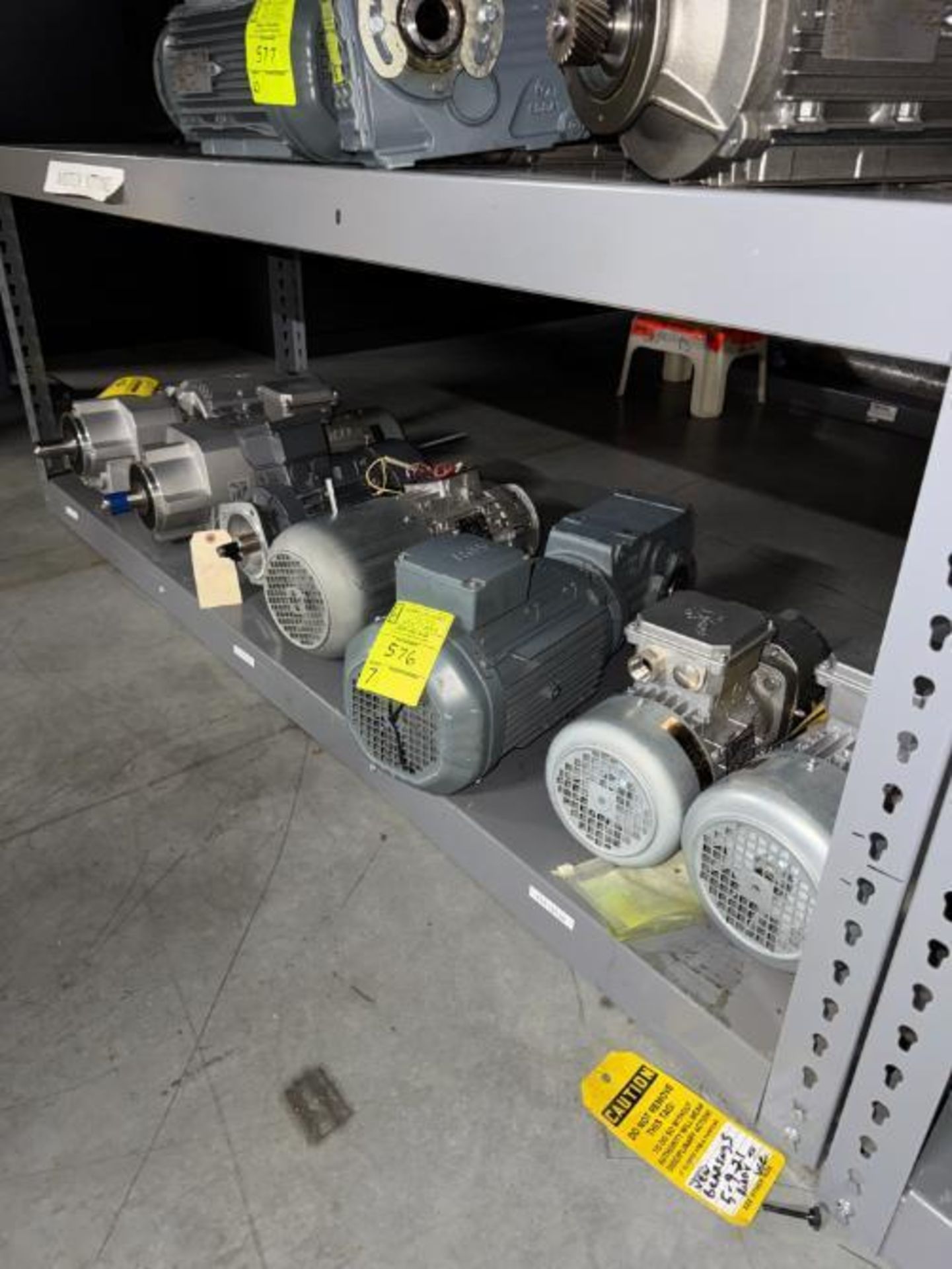 electric motors w/ gear boxes for conveyor belts